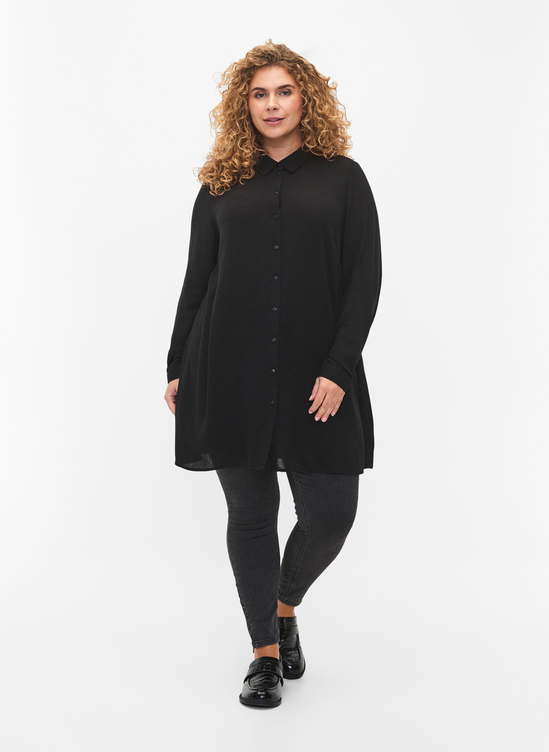 Zizzifashion Long viscose shirt with long sleeves, Black, Model image number 1