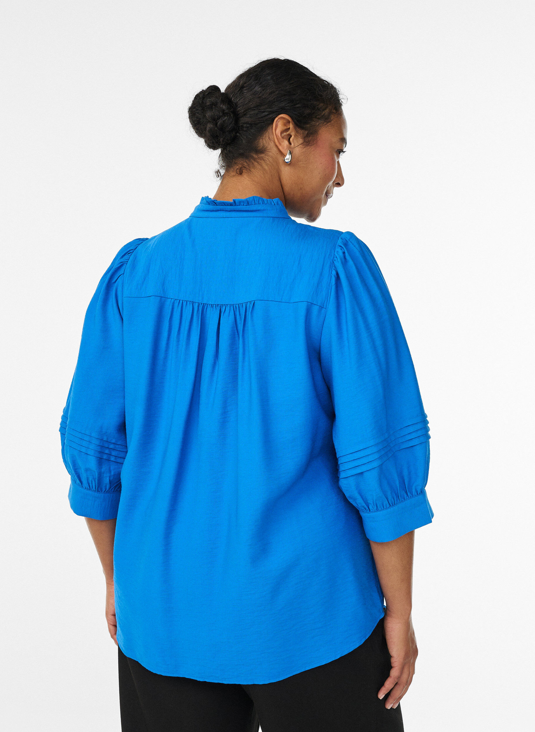 Zizzifashion Blouse with 3/4 sleeves and decorative pleats, Blue, Model image number 2