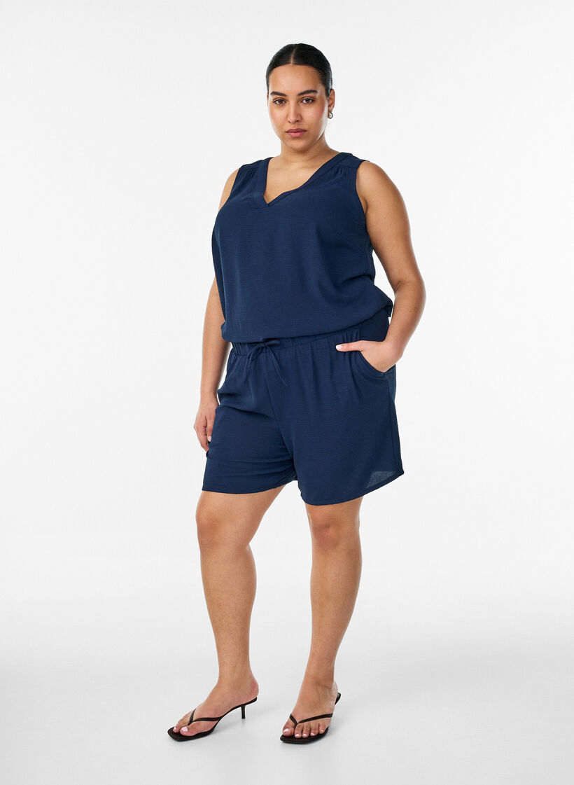 Shorts with pockets and elastic waistband, Blue, Model image number 1
