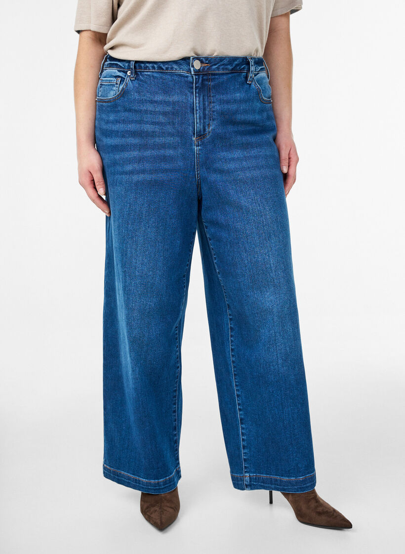 Kiana jeans with a straight fit and high waist, Blue, Model image number 2
