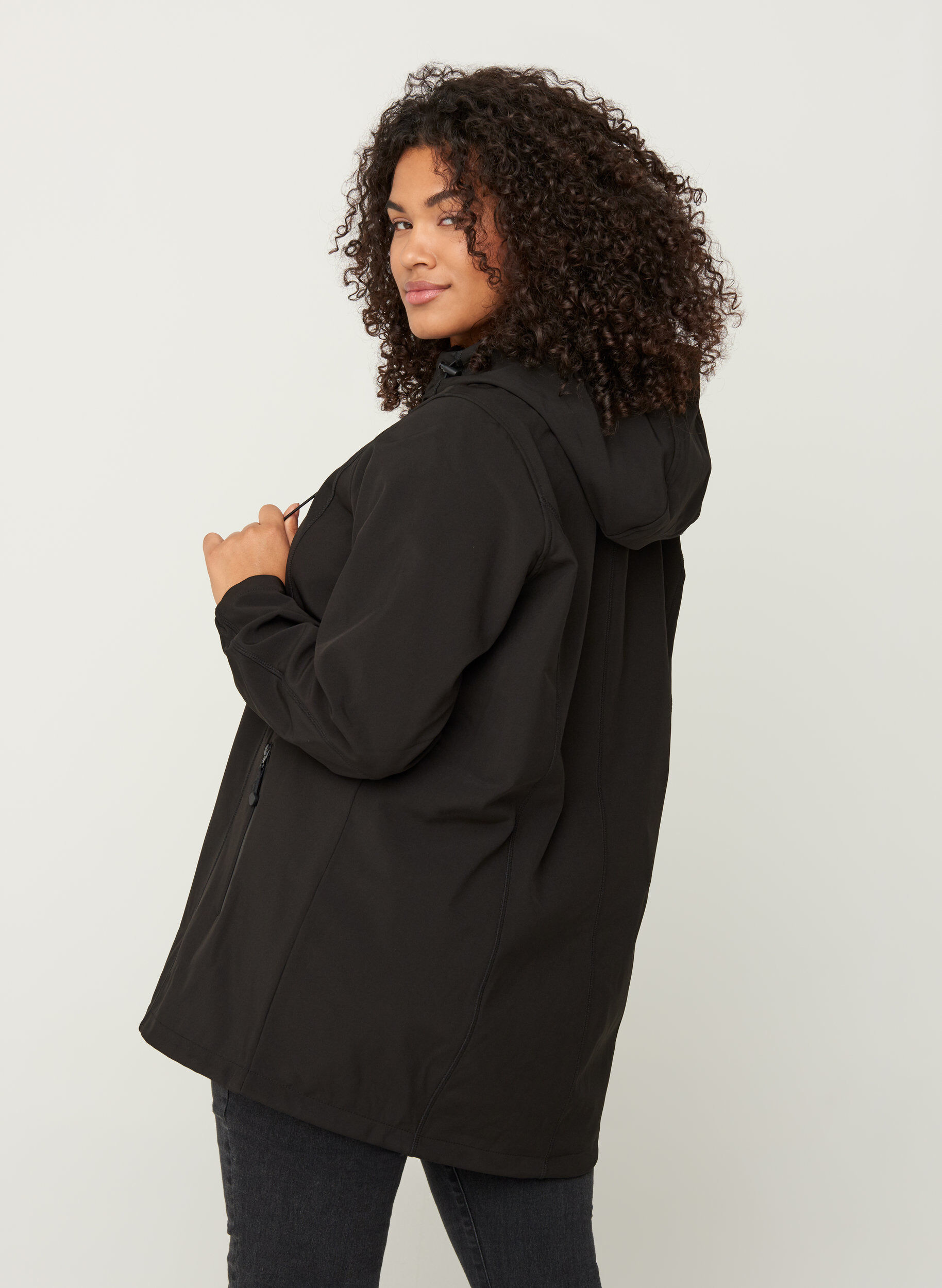 Zizzifashion Short, hooded softshell jacket, Black, Model image number 2