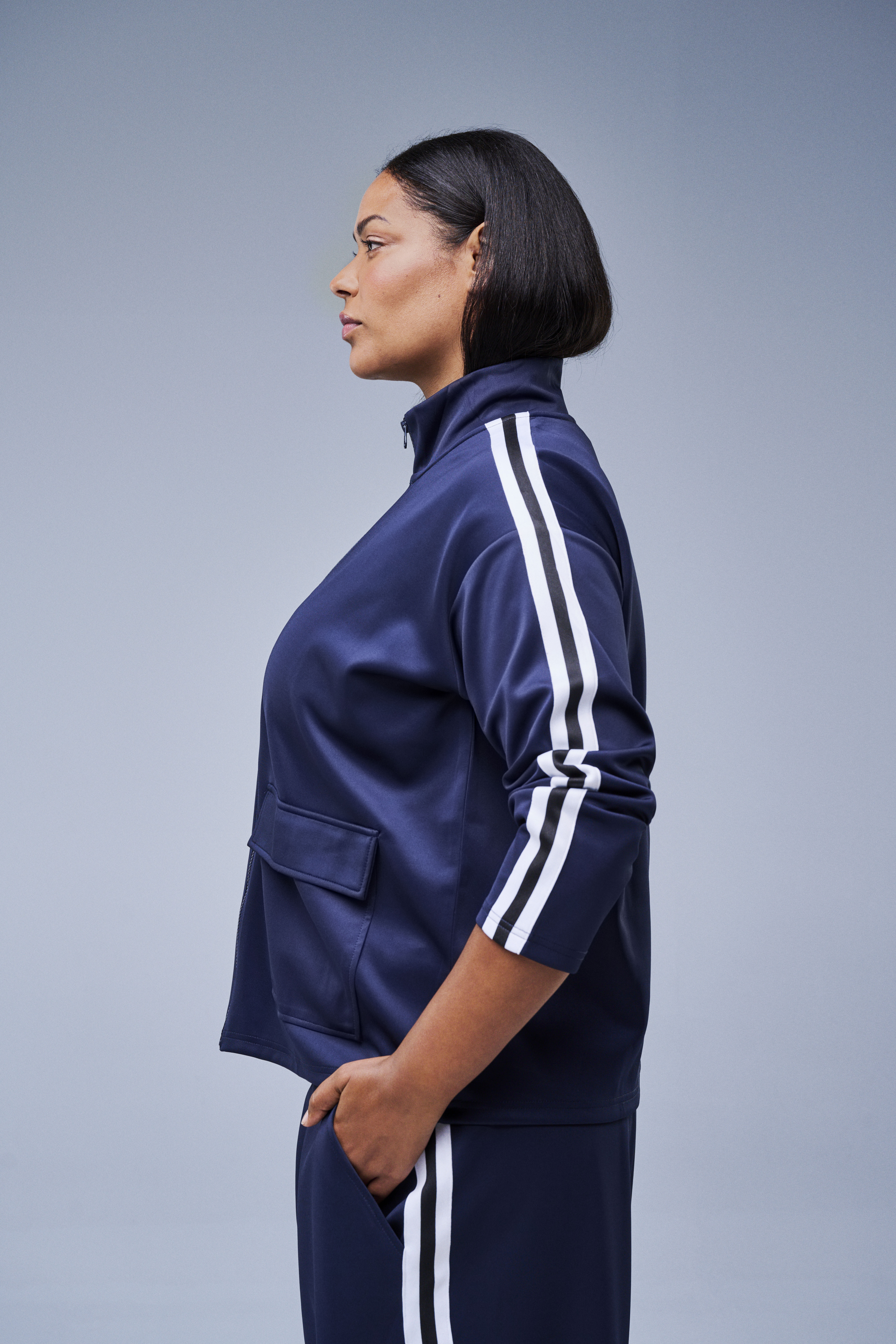 Zizzifashion Training set with sporty stripes, , Model