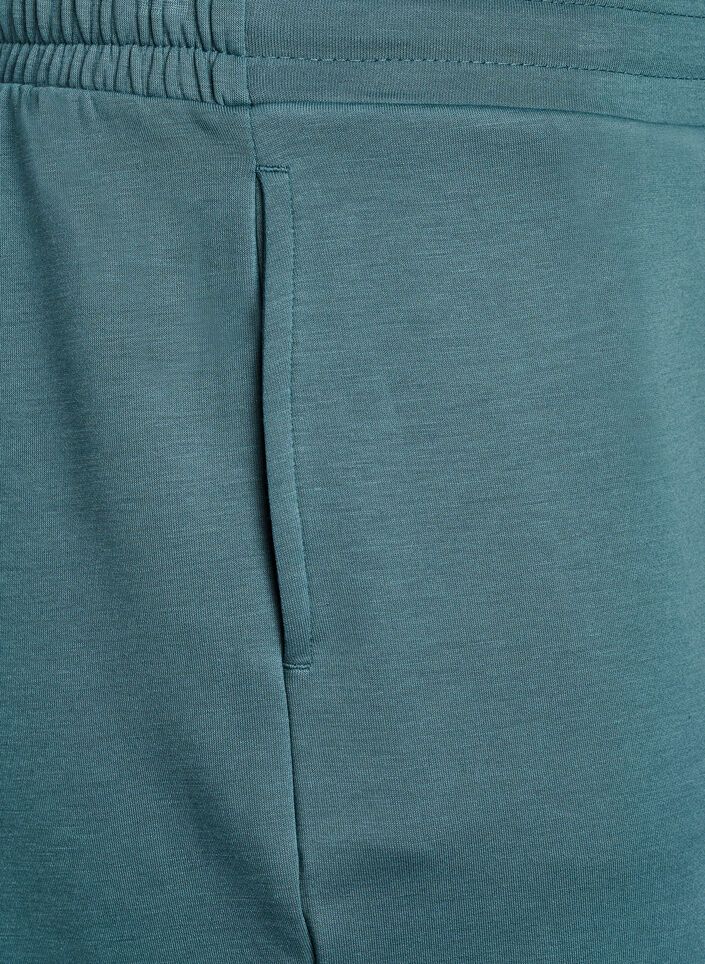 Shorts made of modal mix with pockets, Green, Packshot image number 2