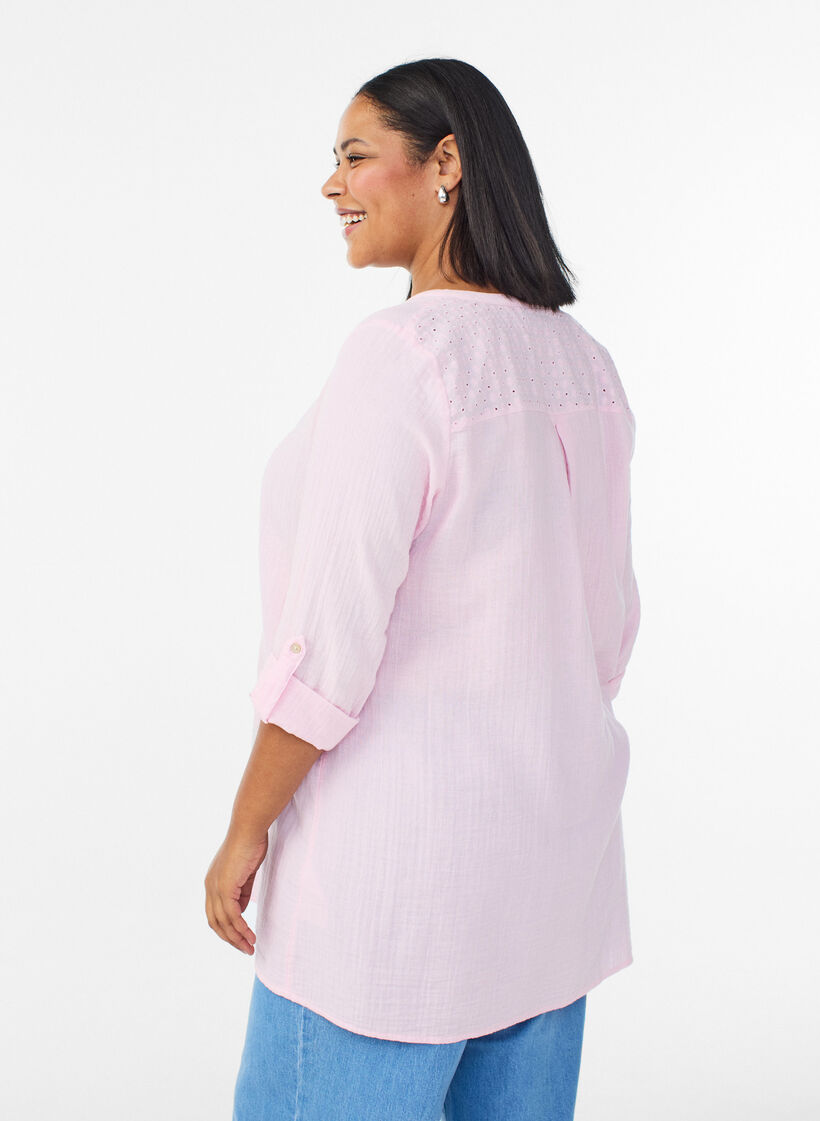 Cotton muslin tunic with broderie anglaise, Rose, Model image number 2