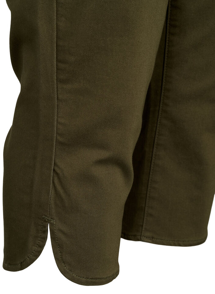 Close fitting cotton blend capris, Ivy Green, Packshot image number 3