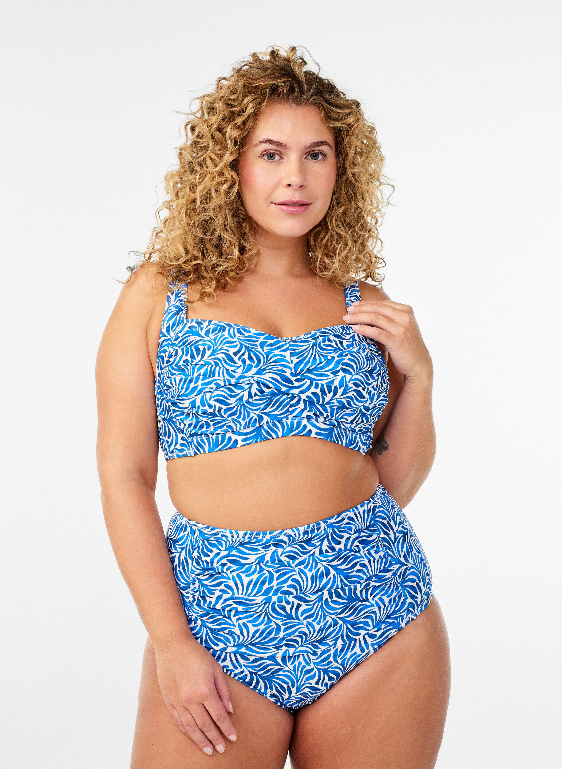 Zizzifashion Bikini top with padding and print, Blue, Model image number 1