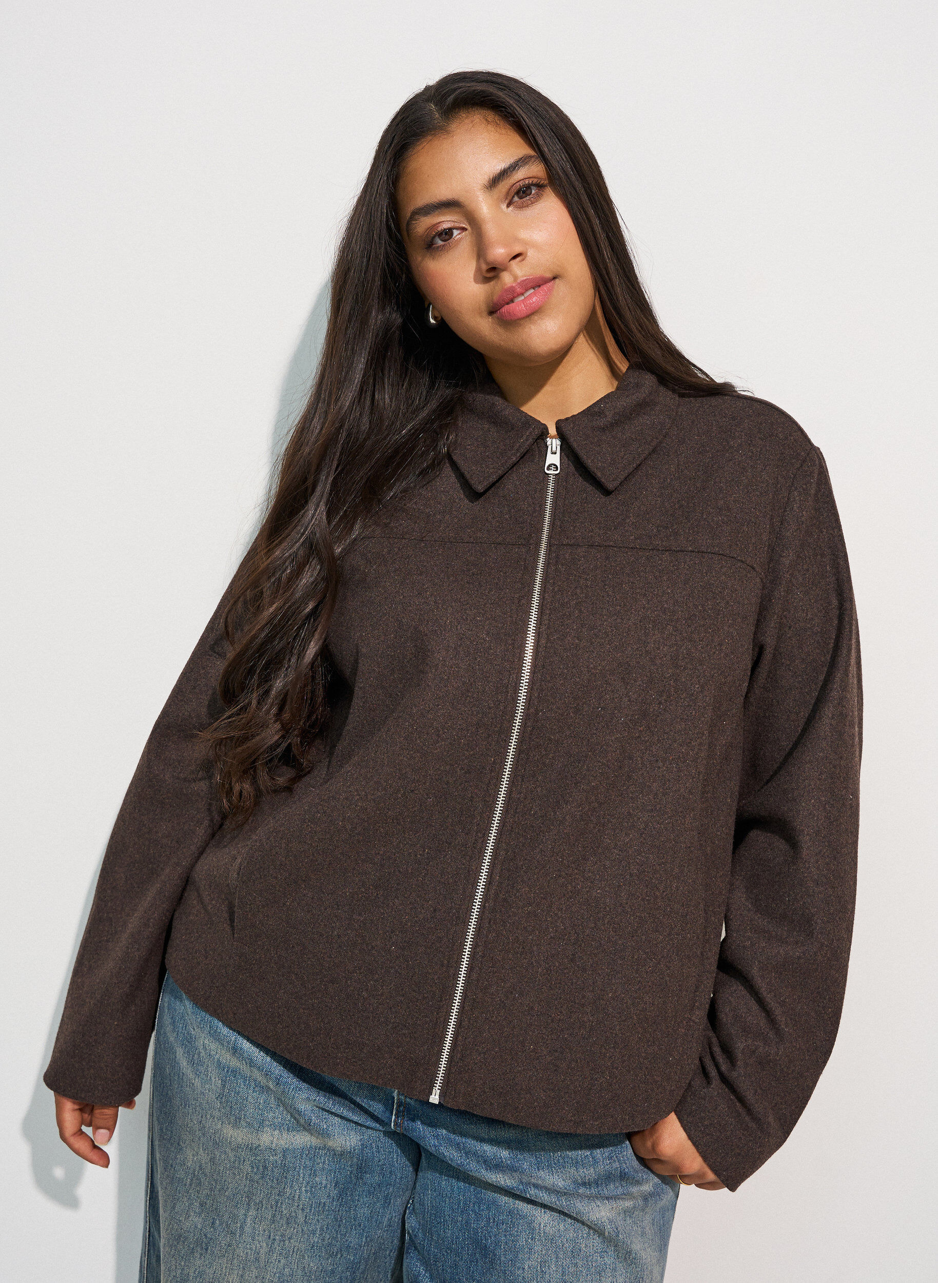 ZizzifashionShort jacket with shirt collar and zip, Brown, Model image number 0