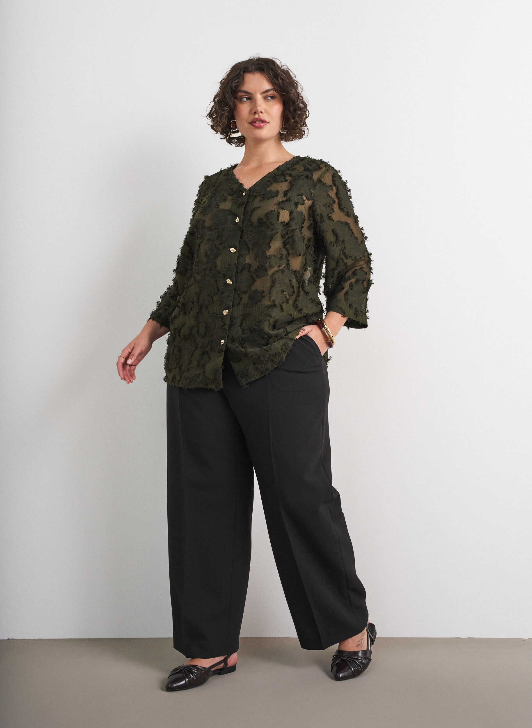 ZizzifashionBlouse with frayed threads and texture, Green, Model image number 1