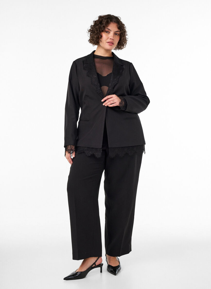 Blazer with lace trim, Black, Model
