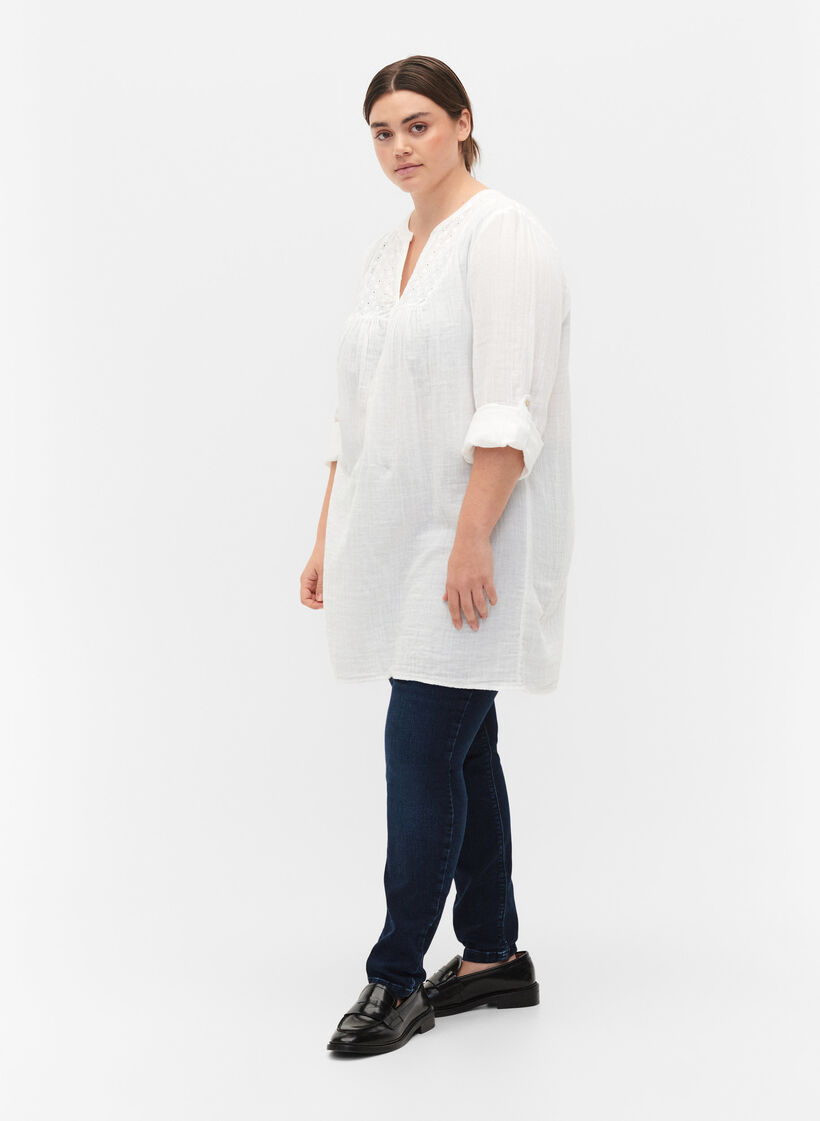 Cotton tunic with anglaise embroidery, Bright White, Model image number 2
