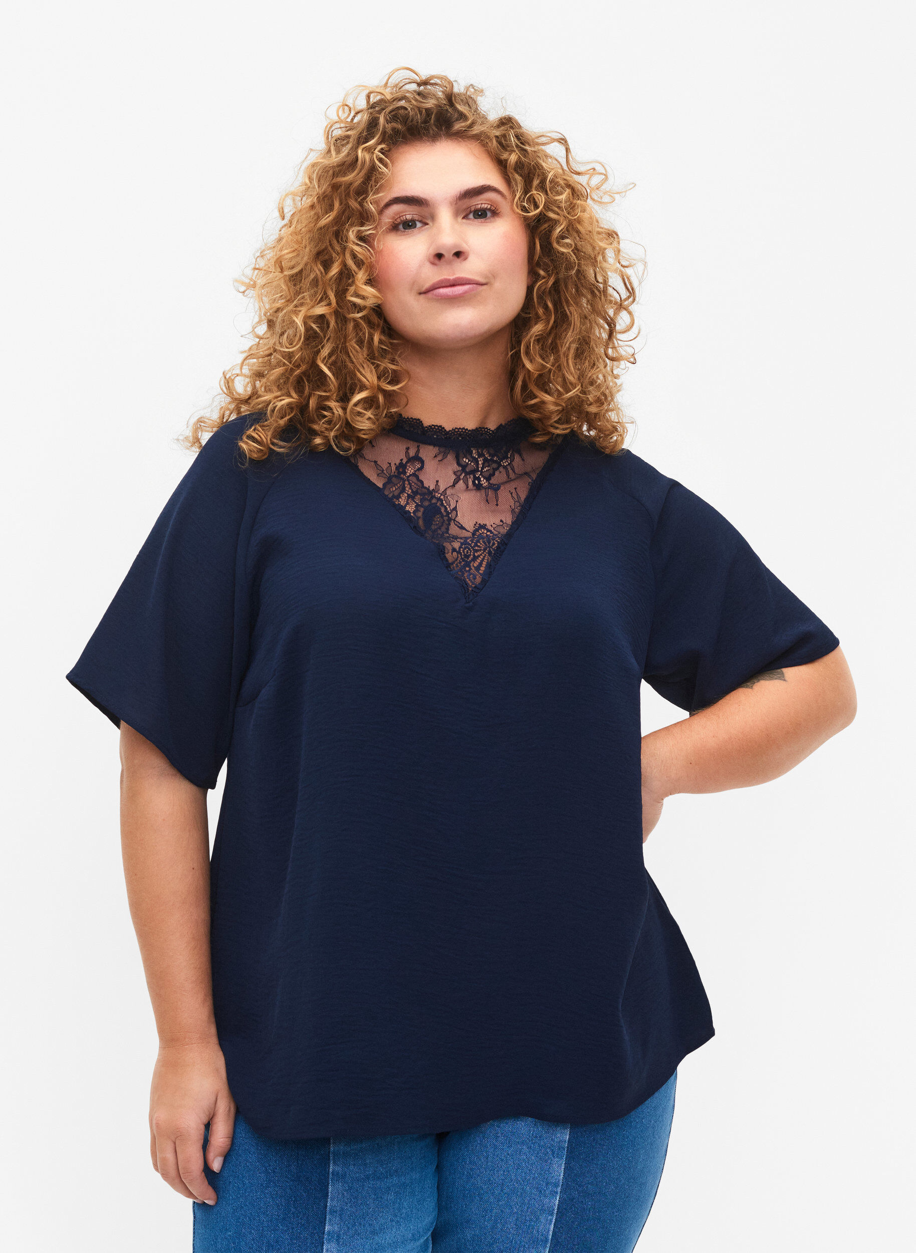 Zizzifashion Short-sleeved blouse with lace , Navy Blazer, Model image number 0