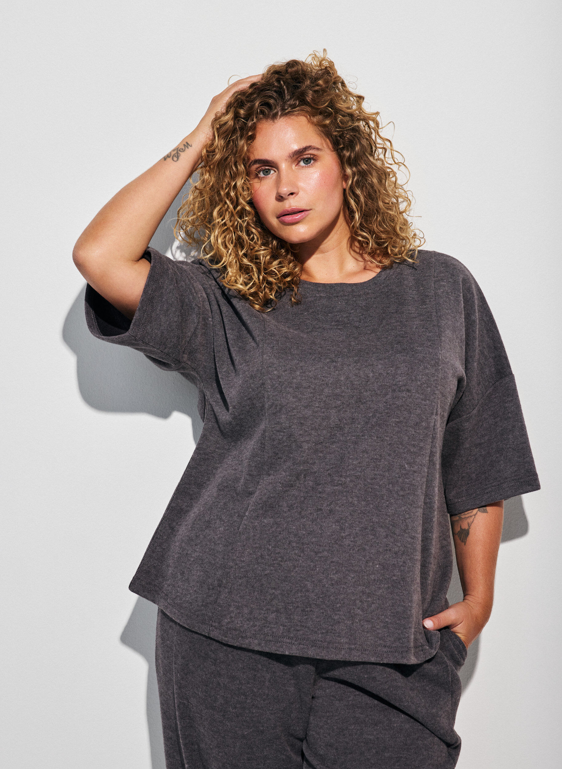 ZizzifashionA-line jersey blouse with elbow-length sleeves, Dark Grey, Model image number 0
