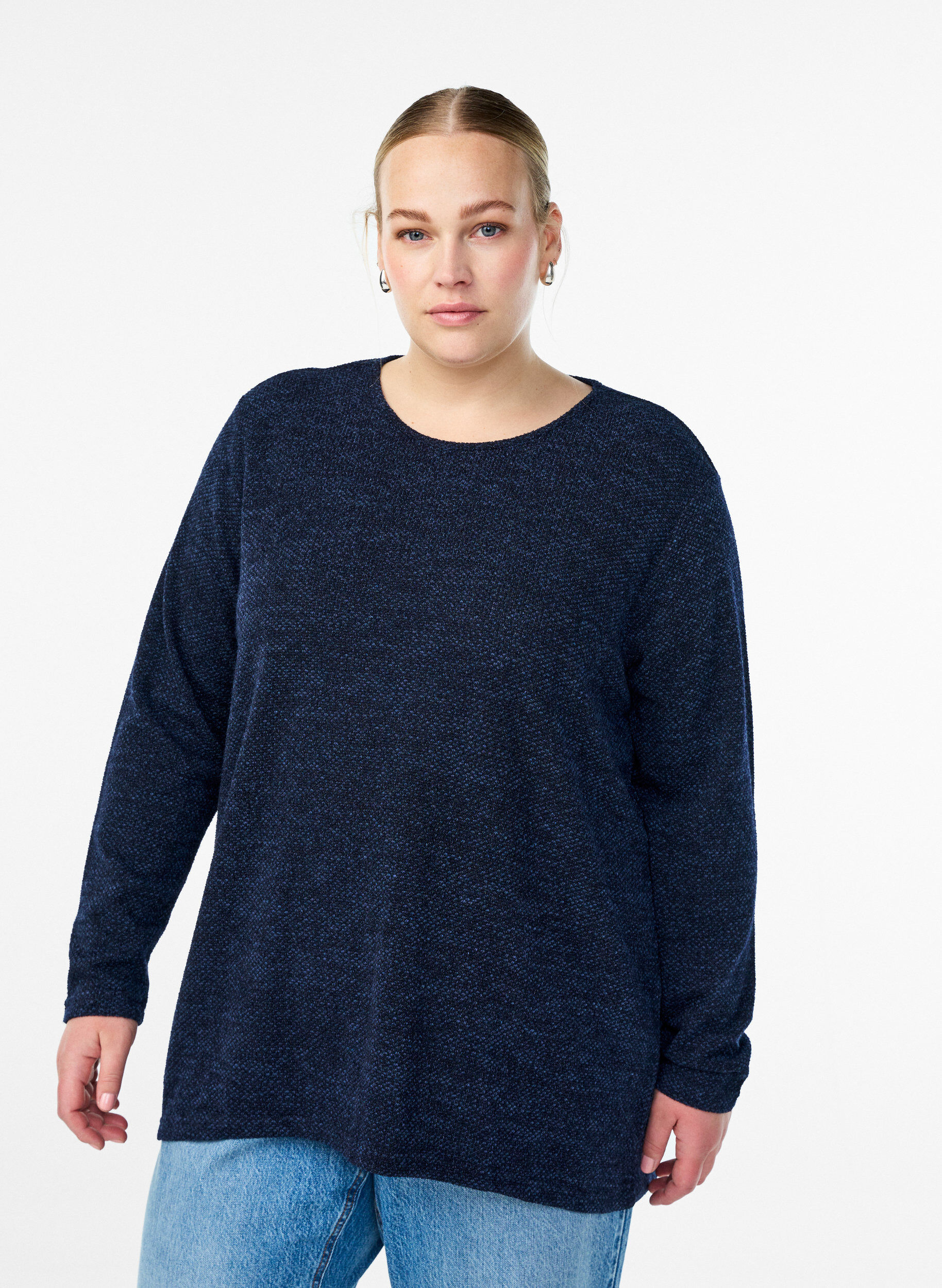 Long-sleeved blouse with texture, Blue, Model