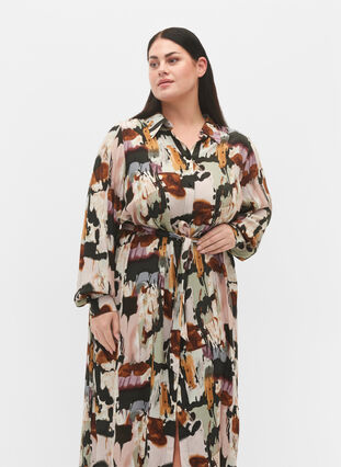 Maxi dress in viscose with print, Black AOP, Model image number 2