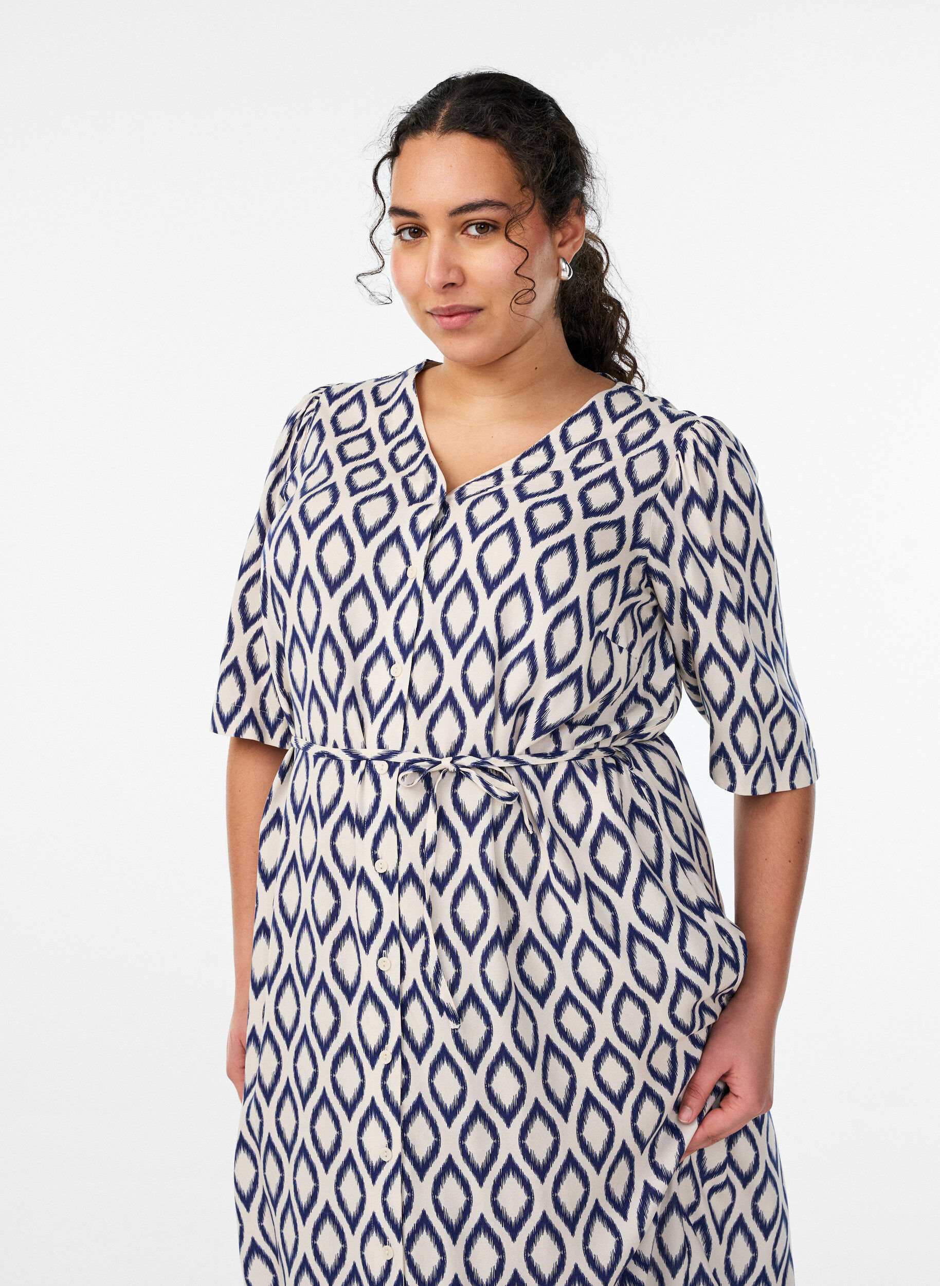 Zizzifashion Midi dress with print and tie belt, Vanilla, Model image number 2