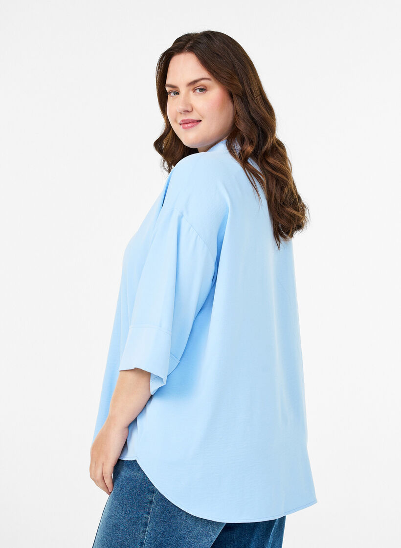 Loose shirt with a v-neck and 3/4 sleeves, Light Blue, Model image number 2