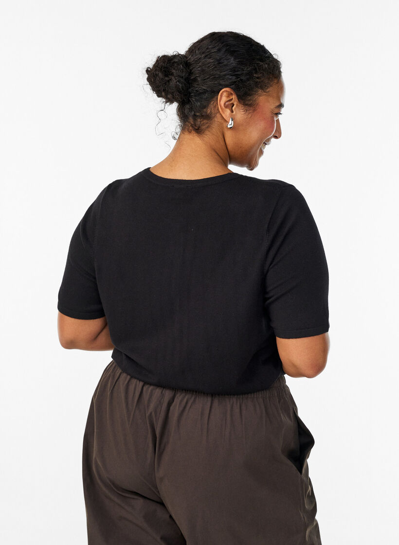 Short-sleeved knit cardigan in viscose, Black, Model image number 2