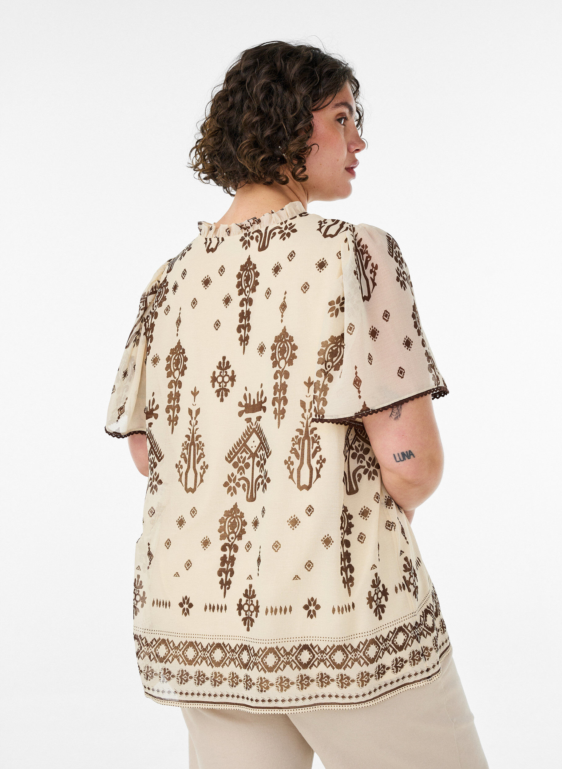 Zizzifashion Blouse with pattern and crochet trim, Beige, Model image number 2