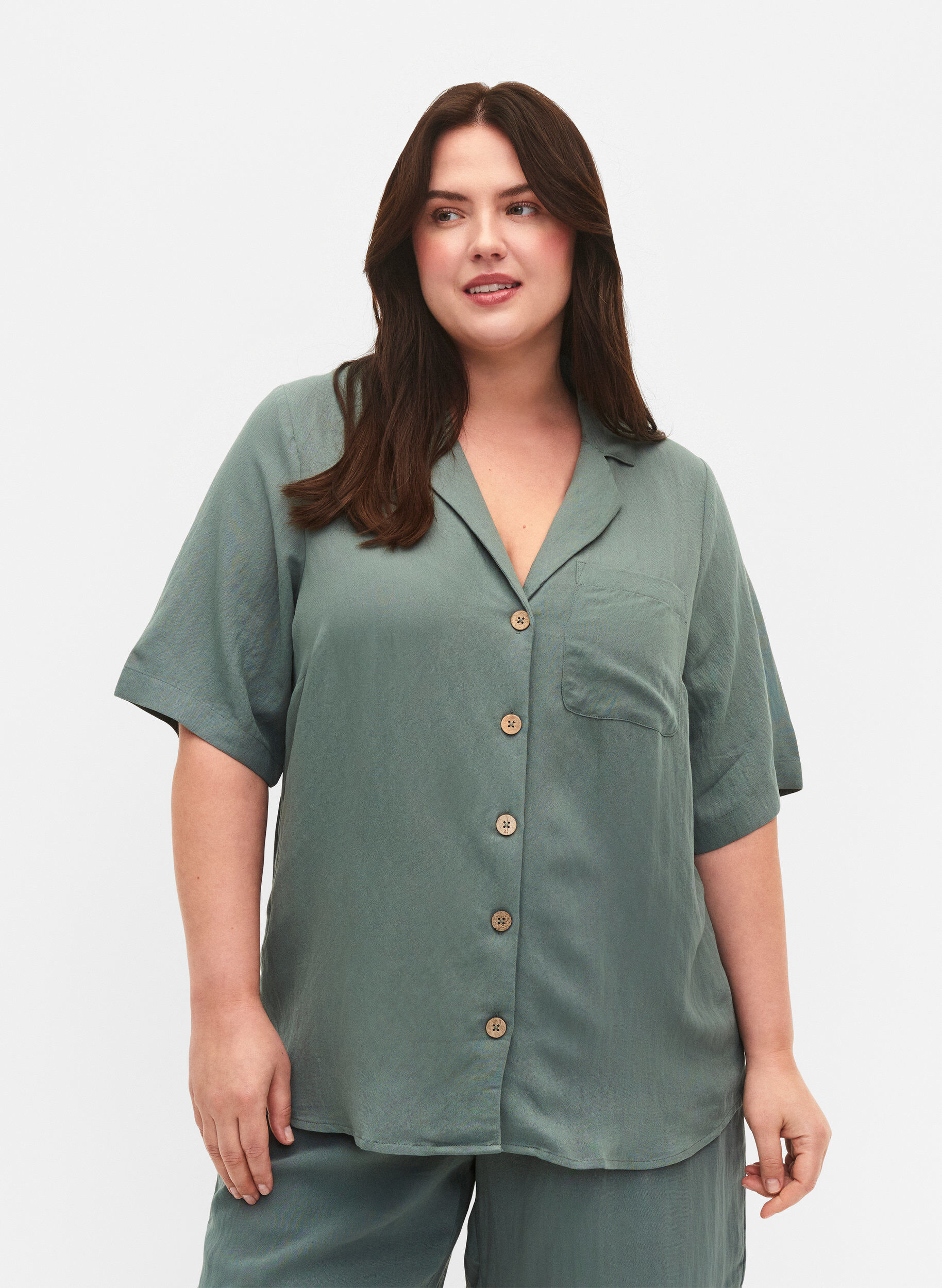 Zizzifashion Viscose shirt with short sleeves, Balsam Green, Model image number 0