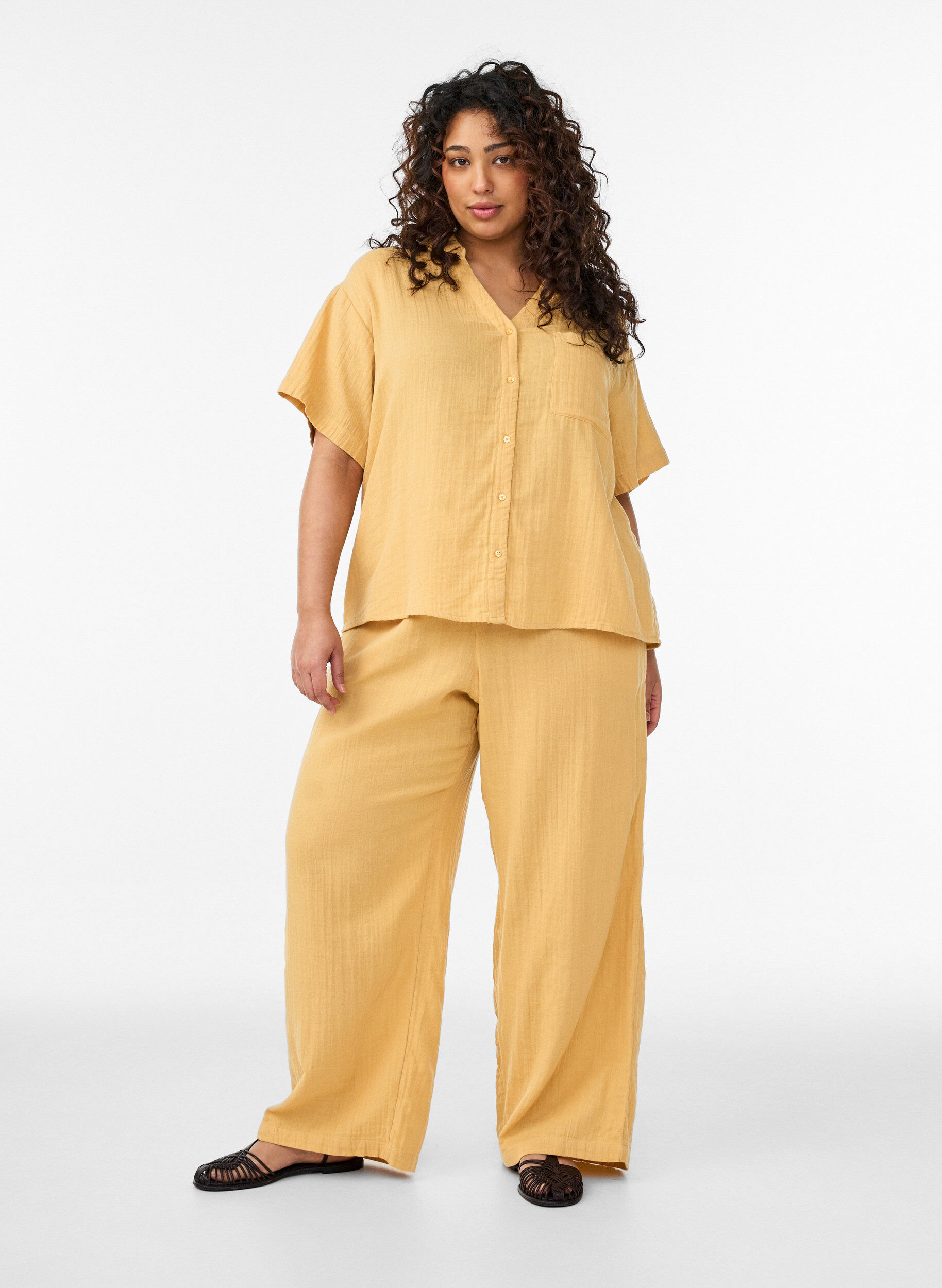 ZizzifashionCotton muslin blouse with short sleeves, Yellow, Model image number 1