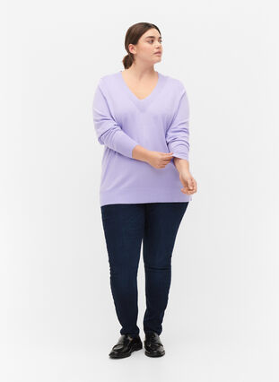 Viscose knitted top with v-neckline, Lavender, Model image number 2