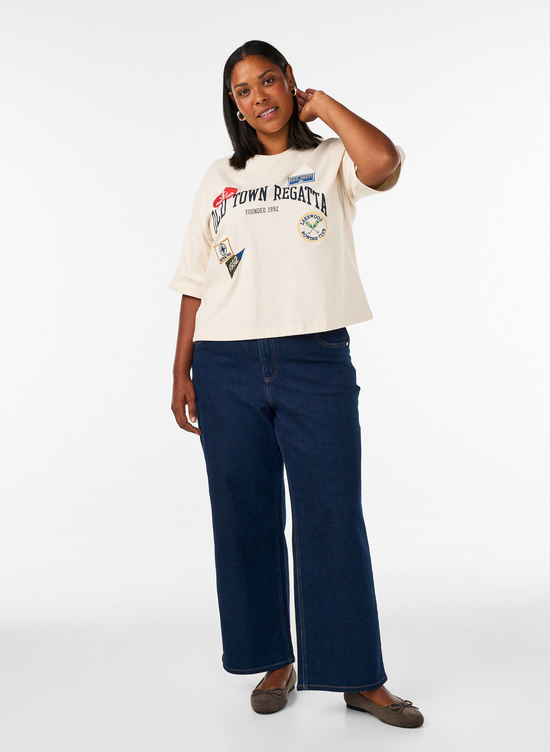 ZizzifashionT-shirt with text print and badges, Beige, Model image number 1