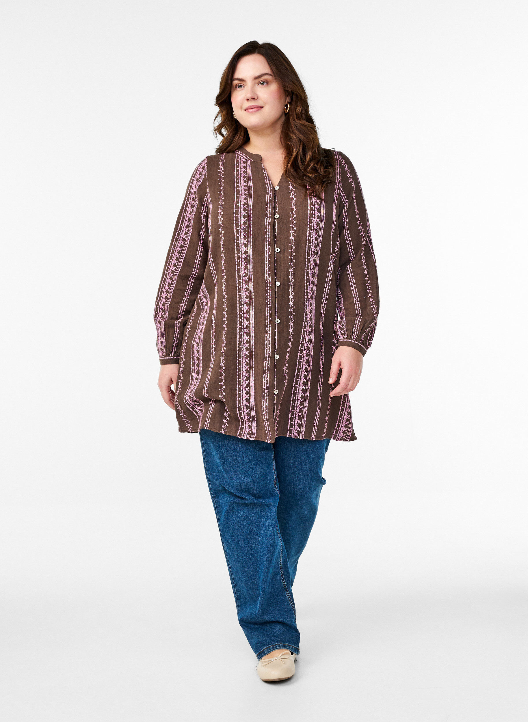 Zizzifashion Tunic with embroidered pattern, Brown, Model image number 1