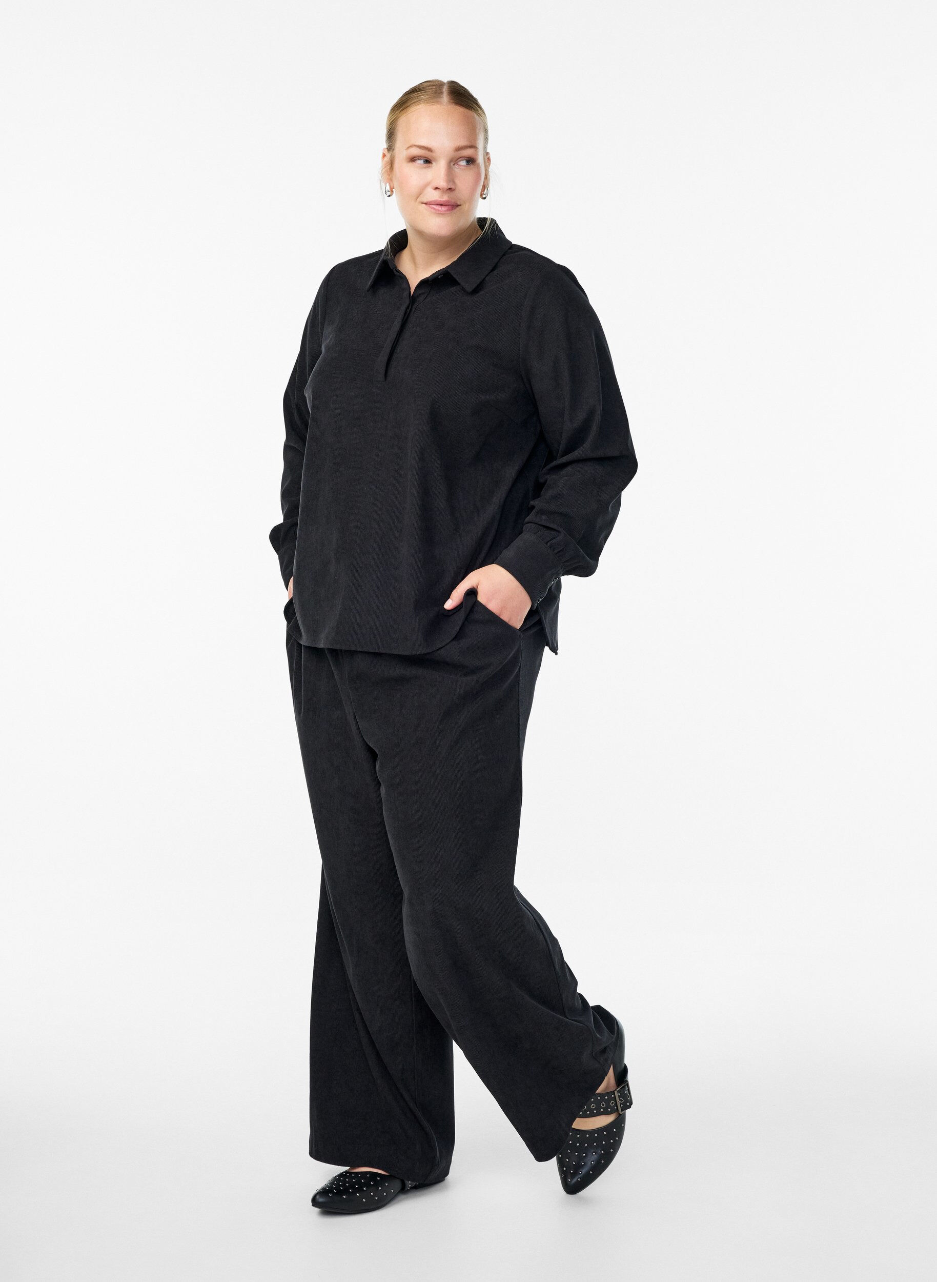 Zizzifashion Velvet trousers with a wide leg, Black, Model image number 1