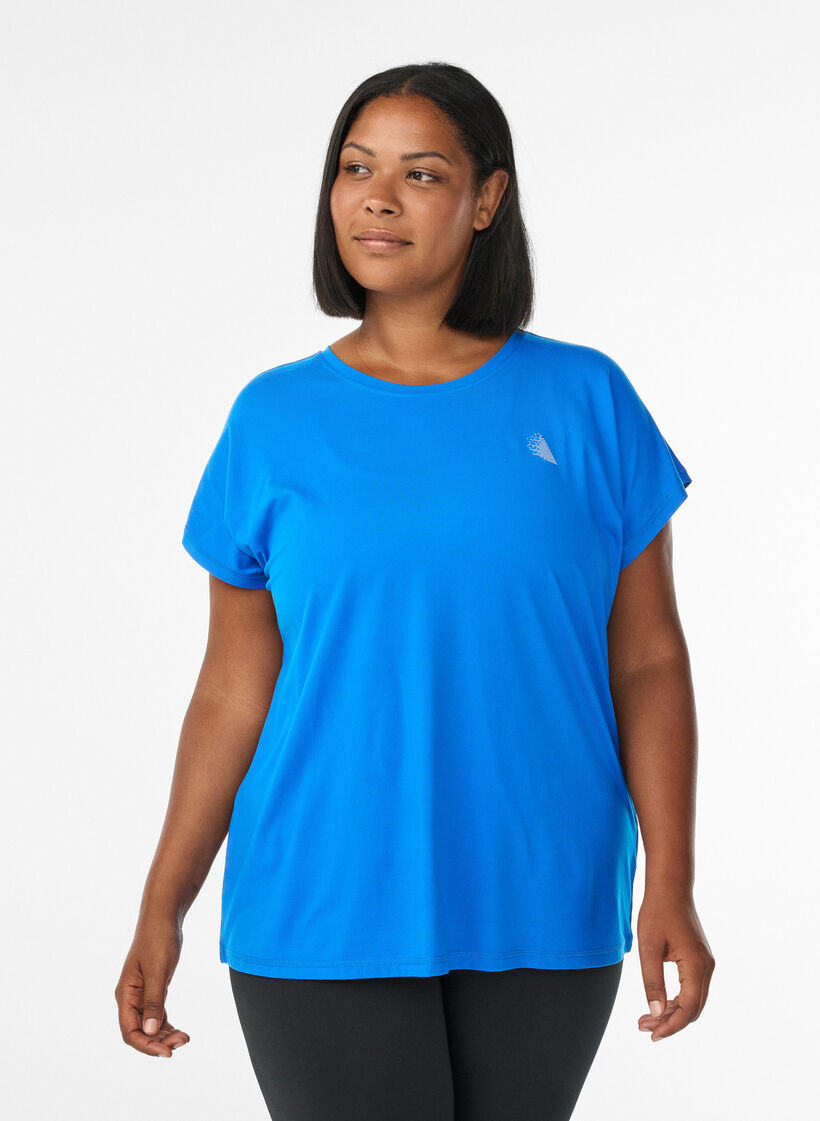 Solid-coloured training T-shirt, Blue, Model image number 0