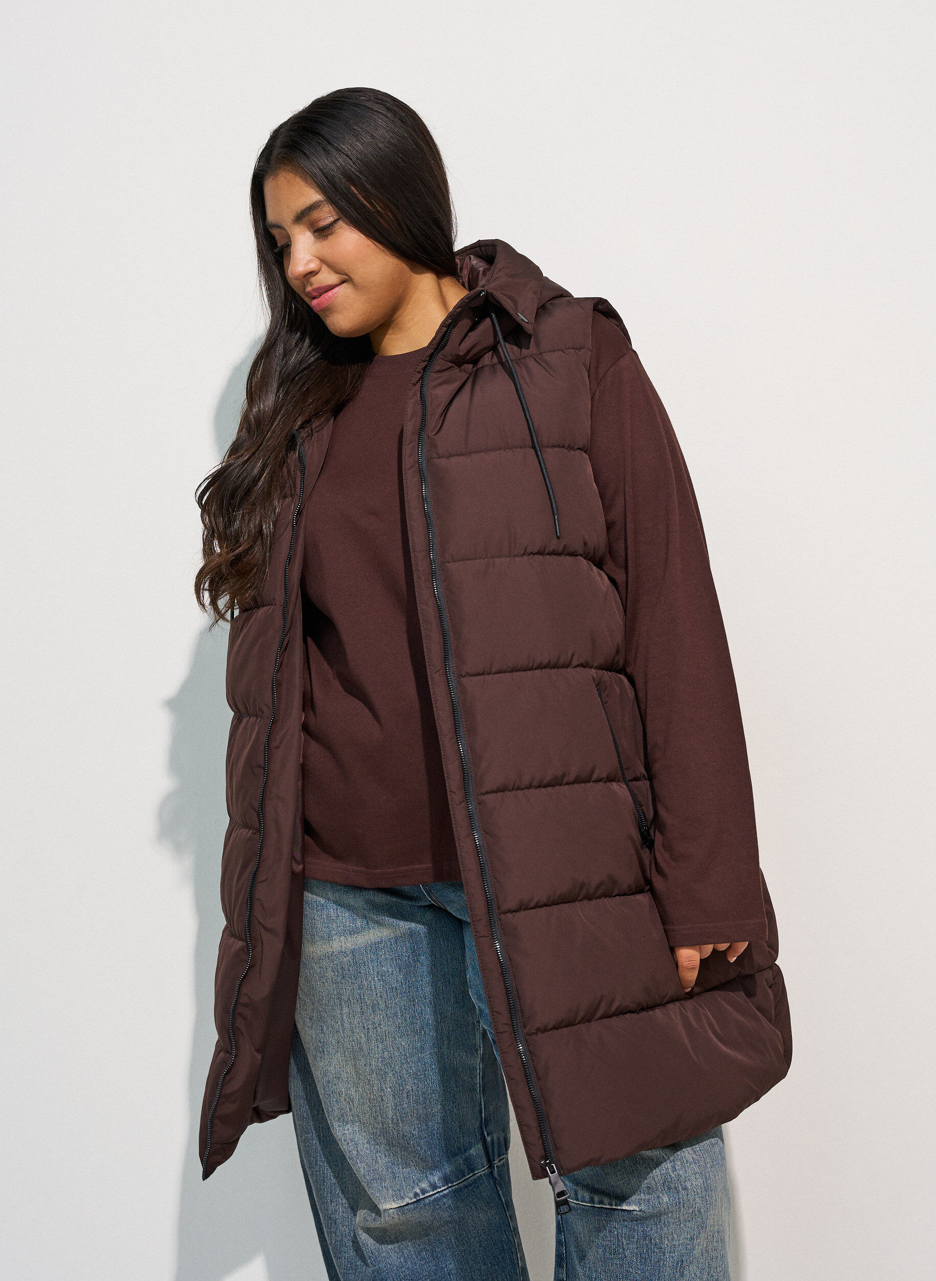 ZizzifashionLong vest with hood and pockets, Brown, Model image number 3