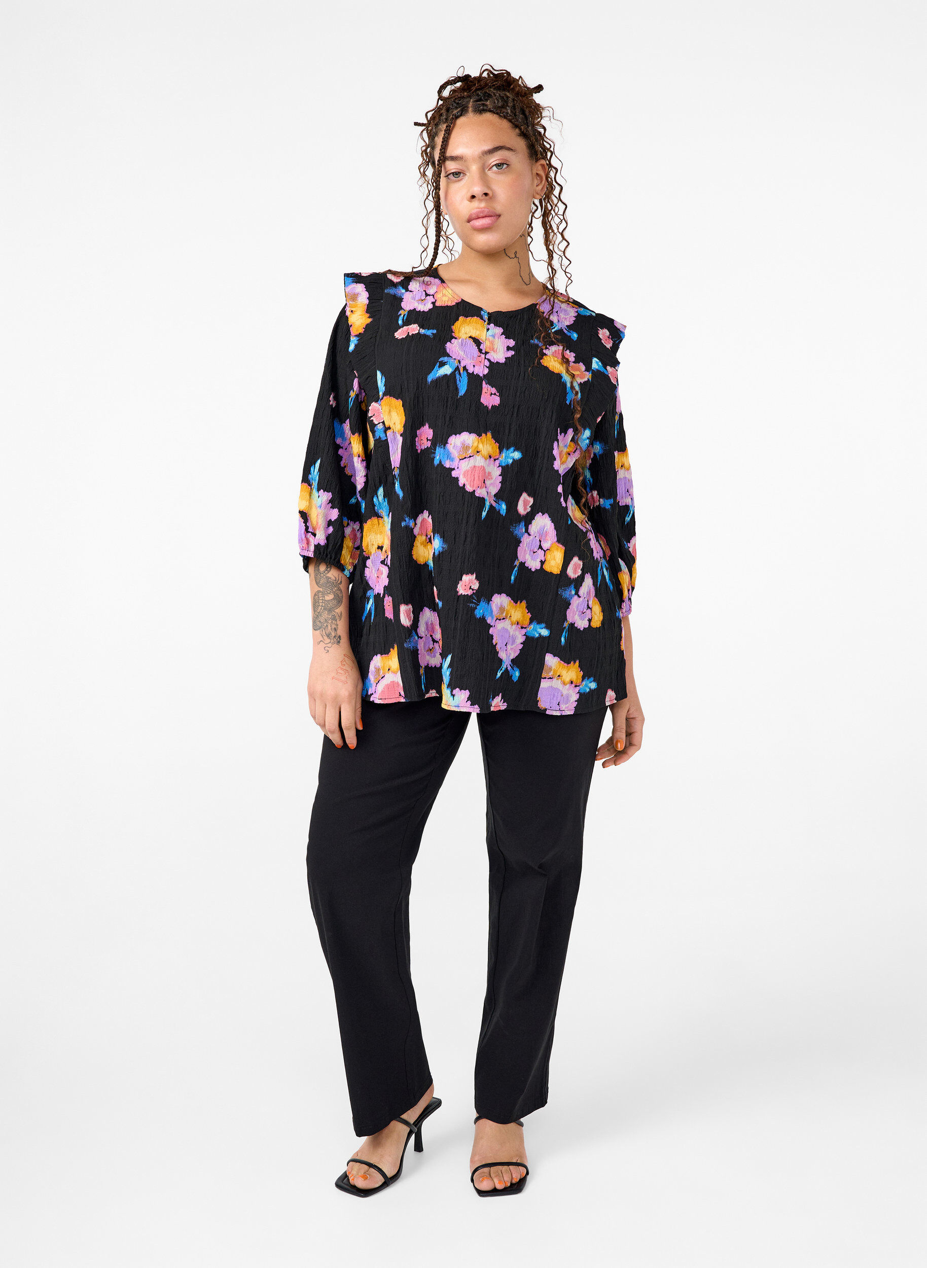 Floral blouse with round neck and zip, Black, Model