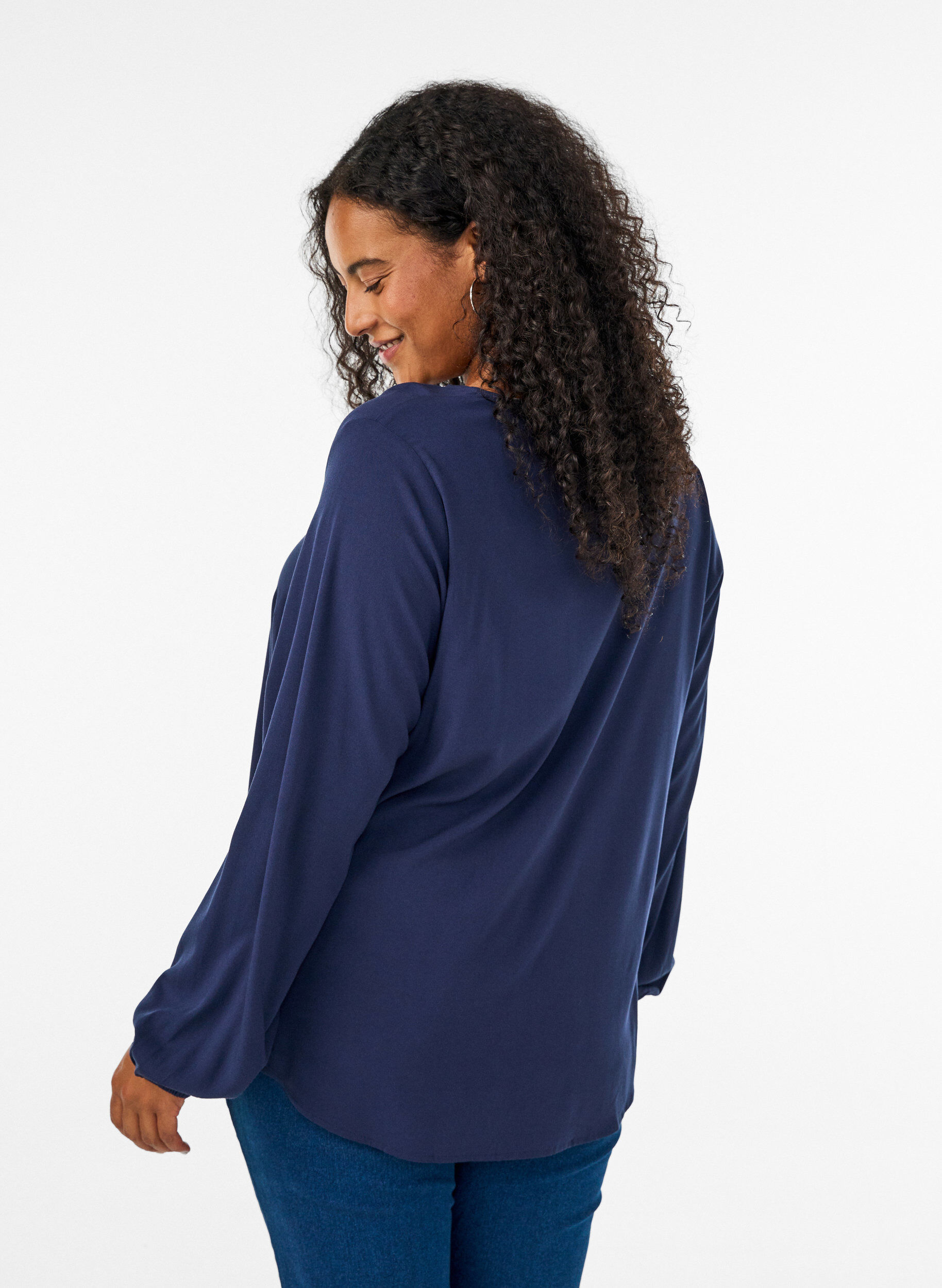 ZizzifashionViscose blouse with V-neck and rounded hem, Blue, Model image number 2
