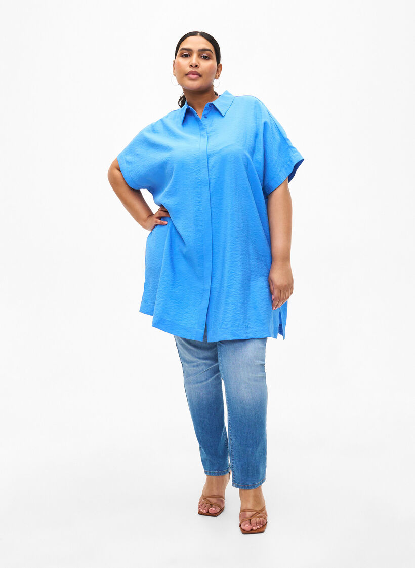 Long viscose shirt with short sleeves, Marina, Model image number 2