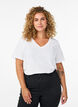 Short sleeve t-shirt with v-neckline, White, Model image number 0