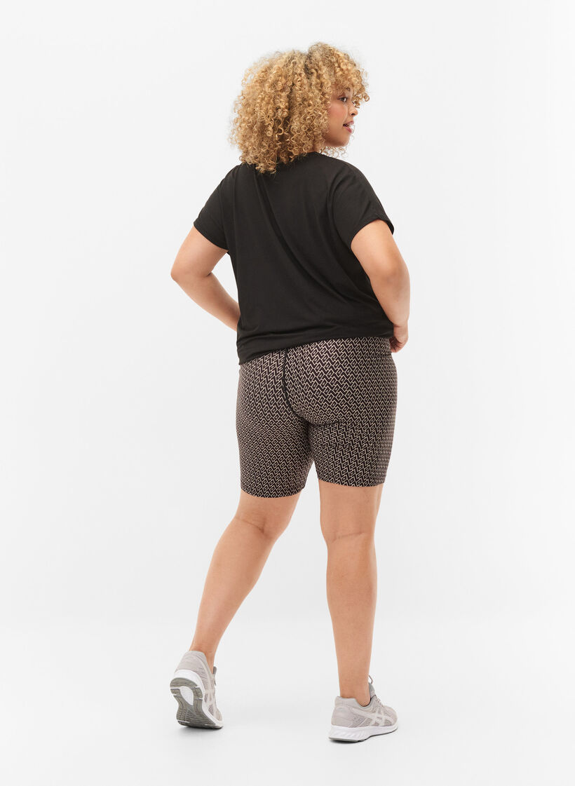 Printed training shorts, Black w. Text Print, Model image number 1