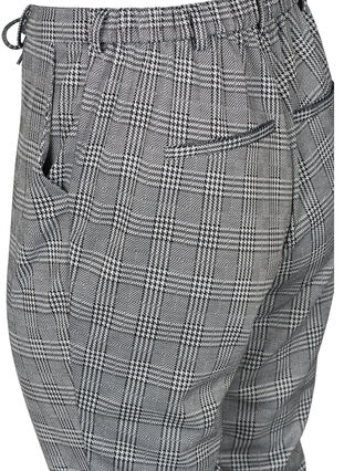 Cropped Maddison trousers, Black check, Packshot image number 3