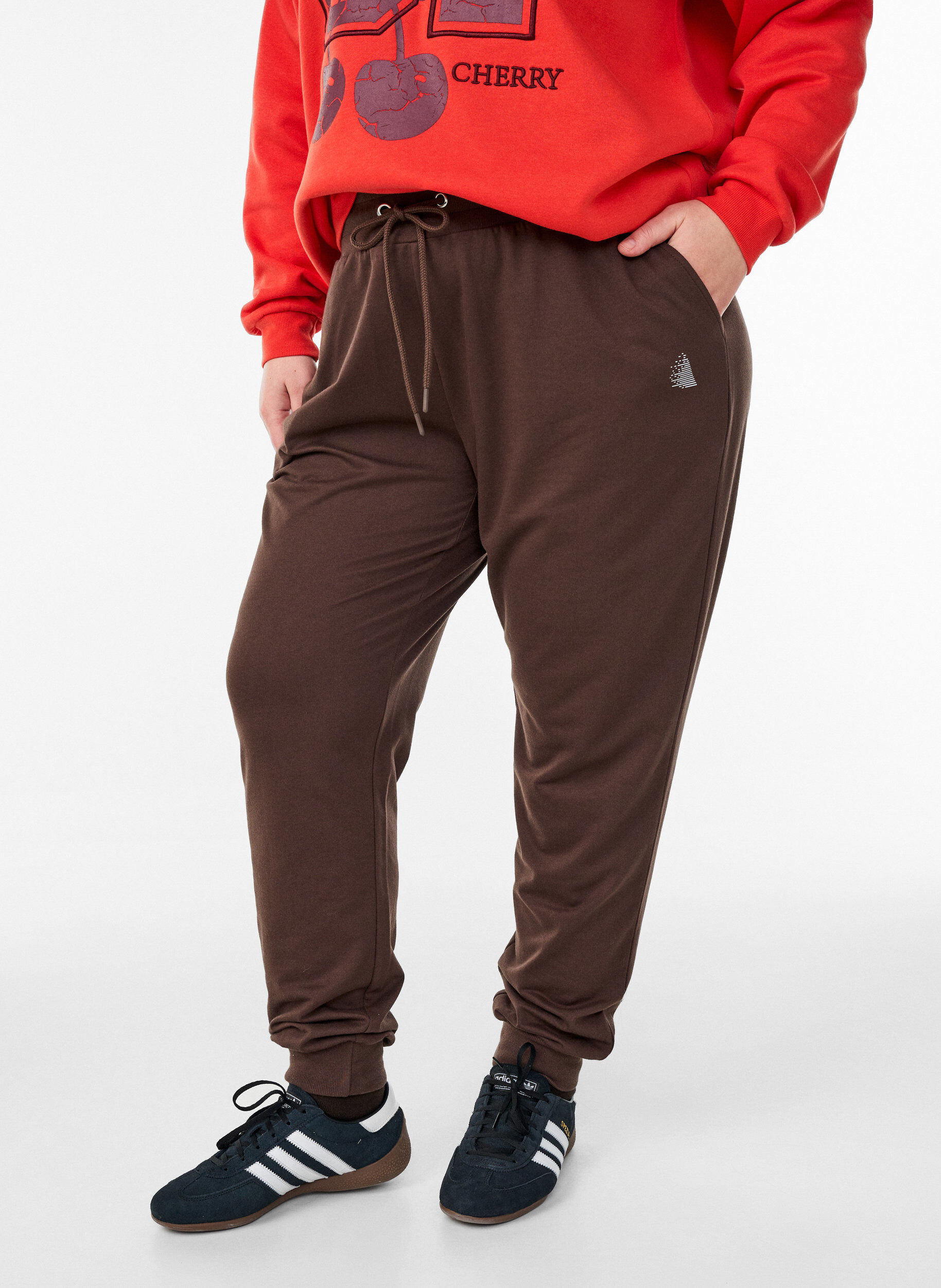 ZizzifashionSweatshirt with front motif, Red, Model image number 3