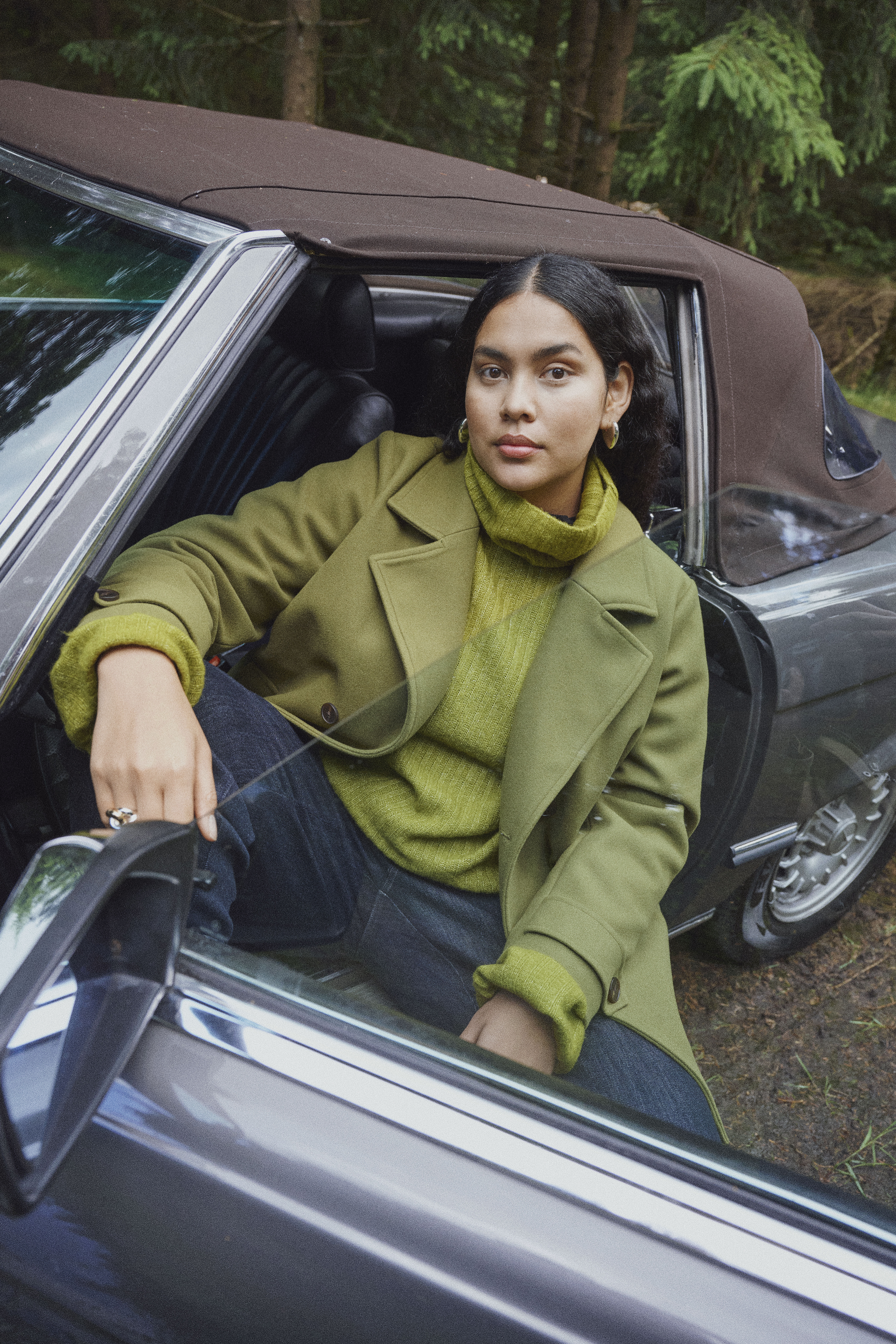 Forest green and effortless elegance, , Model