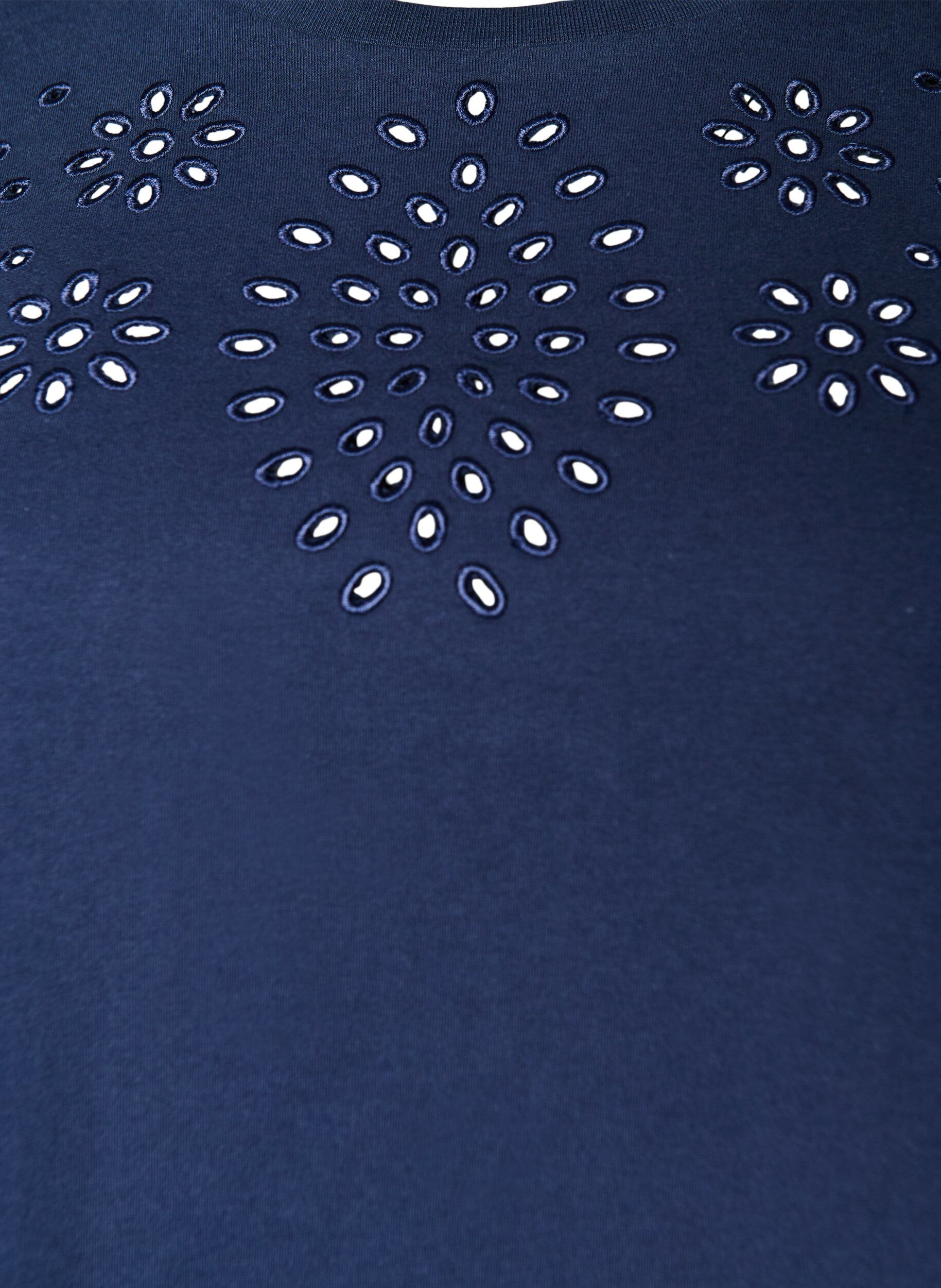 Zizzifashion Organic cotton T-shirt with eyelet embroidery, Blue, Packshot image number 2
