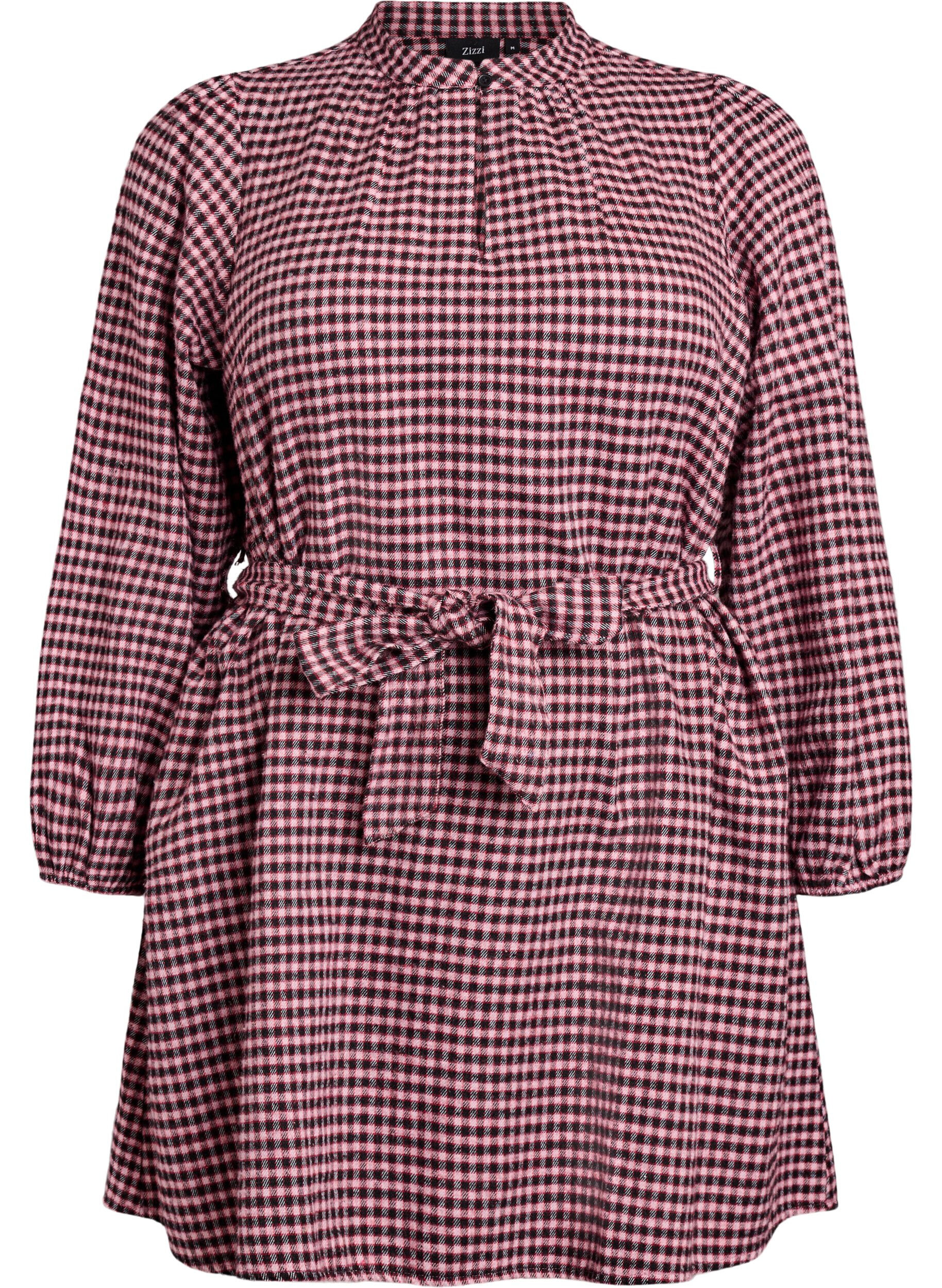 Short checked dress with a tie-belt
