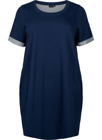 Short-sleeved sweat dress with pockets