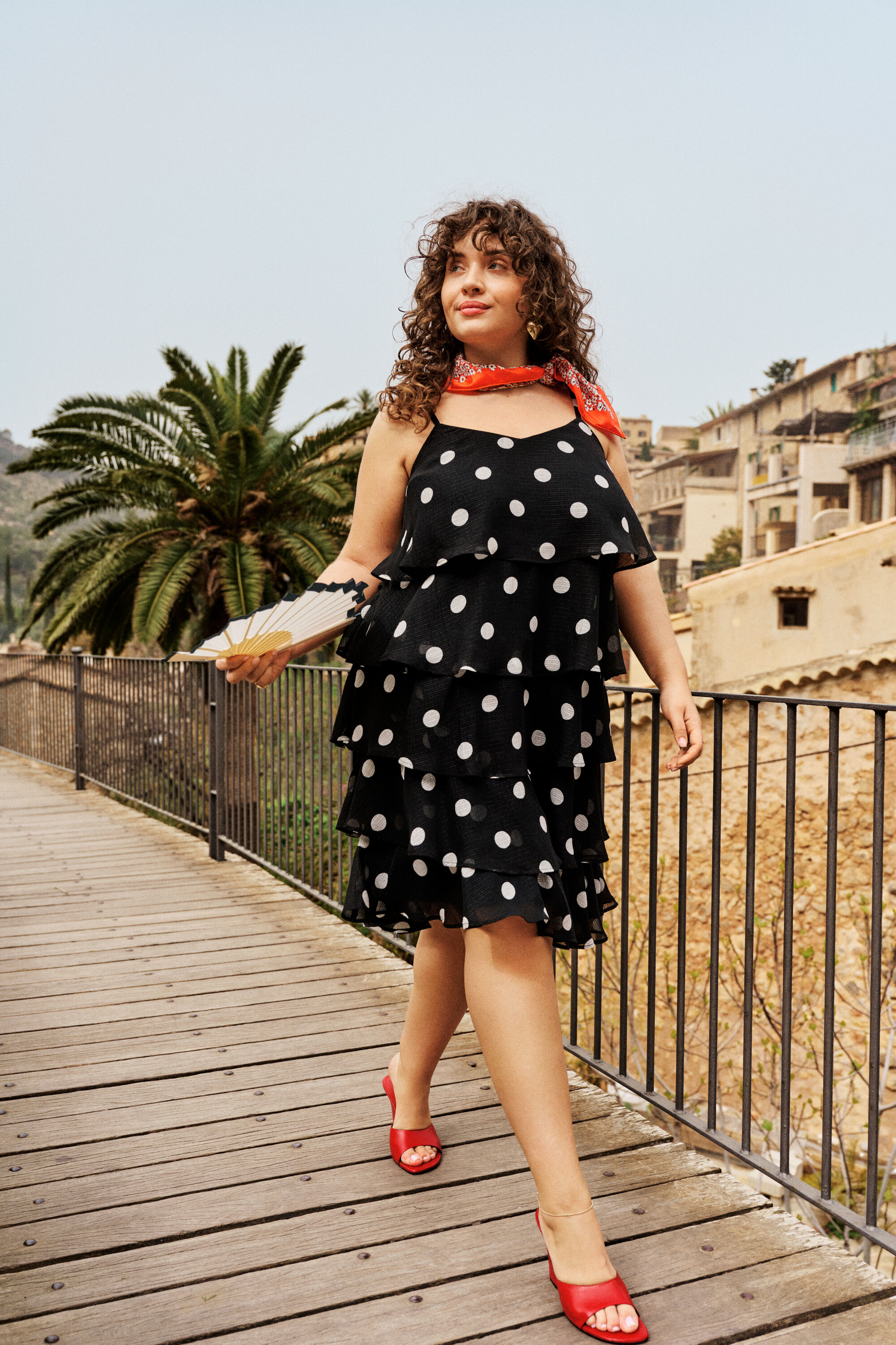 Zizzifashion Polka-dotted elegance with edge, , Model