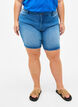 Slim fit Emily short with a regular waist, Light Blue, Model image number 3
