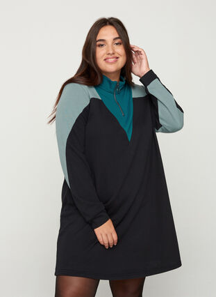 Sweater dress with zip detail, Black Comb, Model image number 0