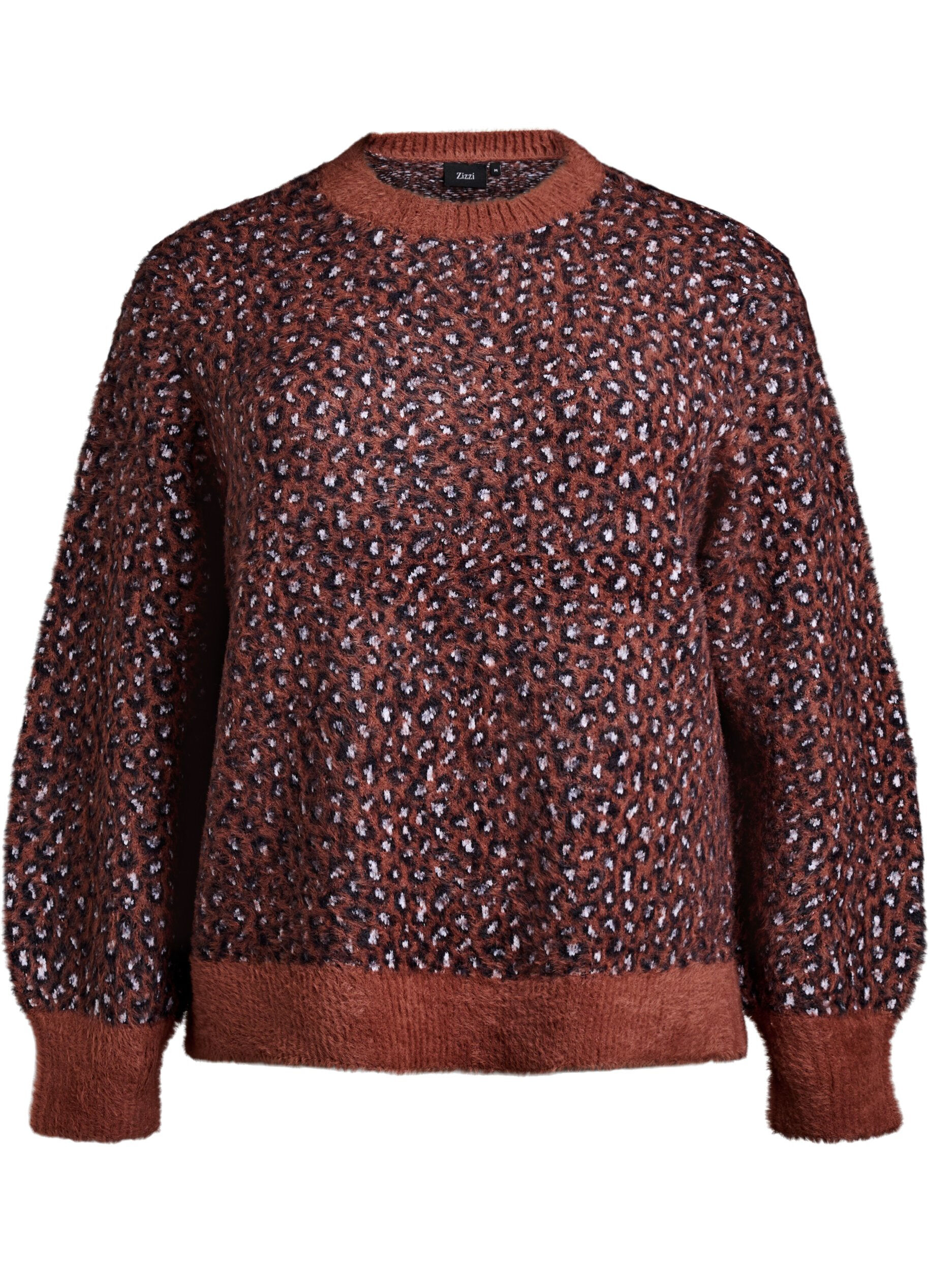 Knit with animal print and fluffy finish