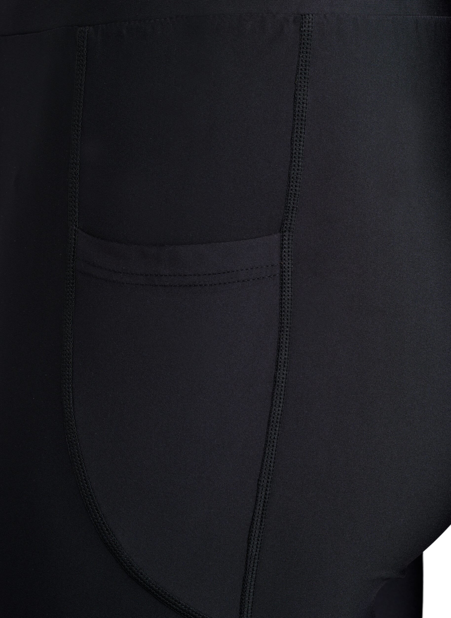 Zizzifashion Fitted shorts with side pockets, Black, Packshot image number 2