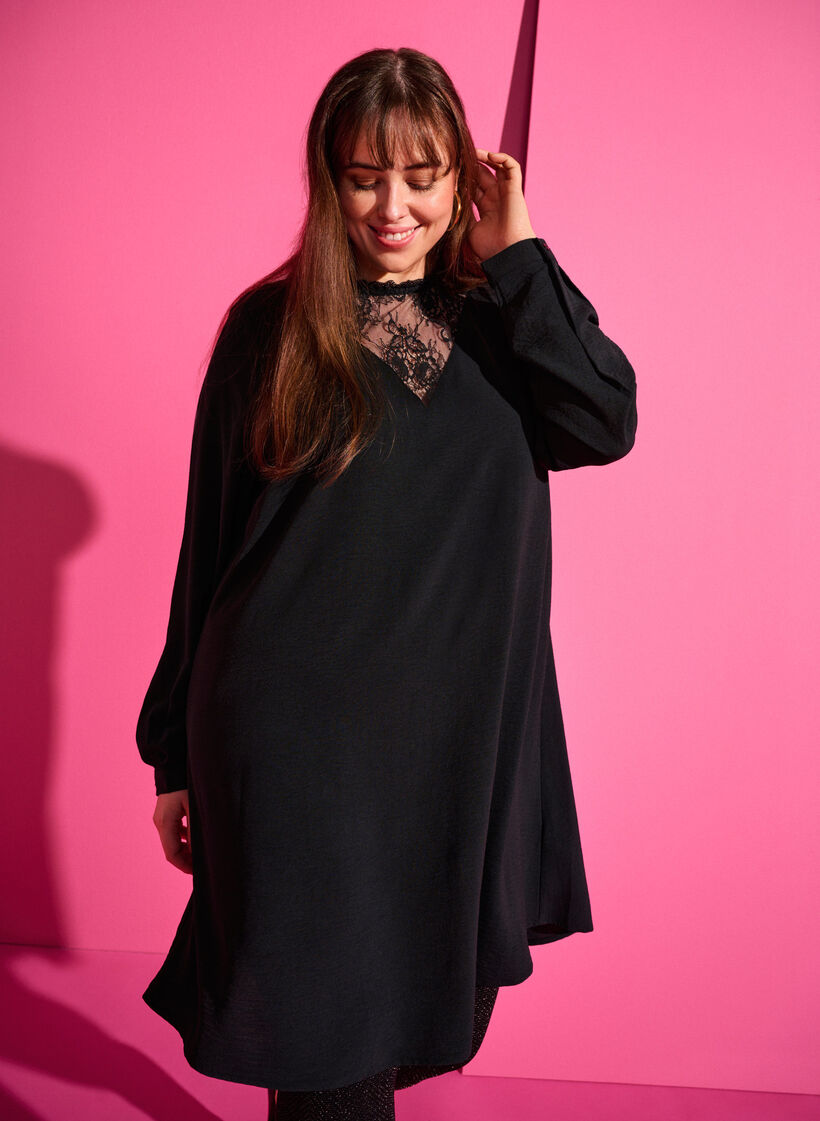 Dress with lace details, Black, Image image number 0