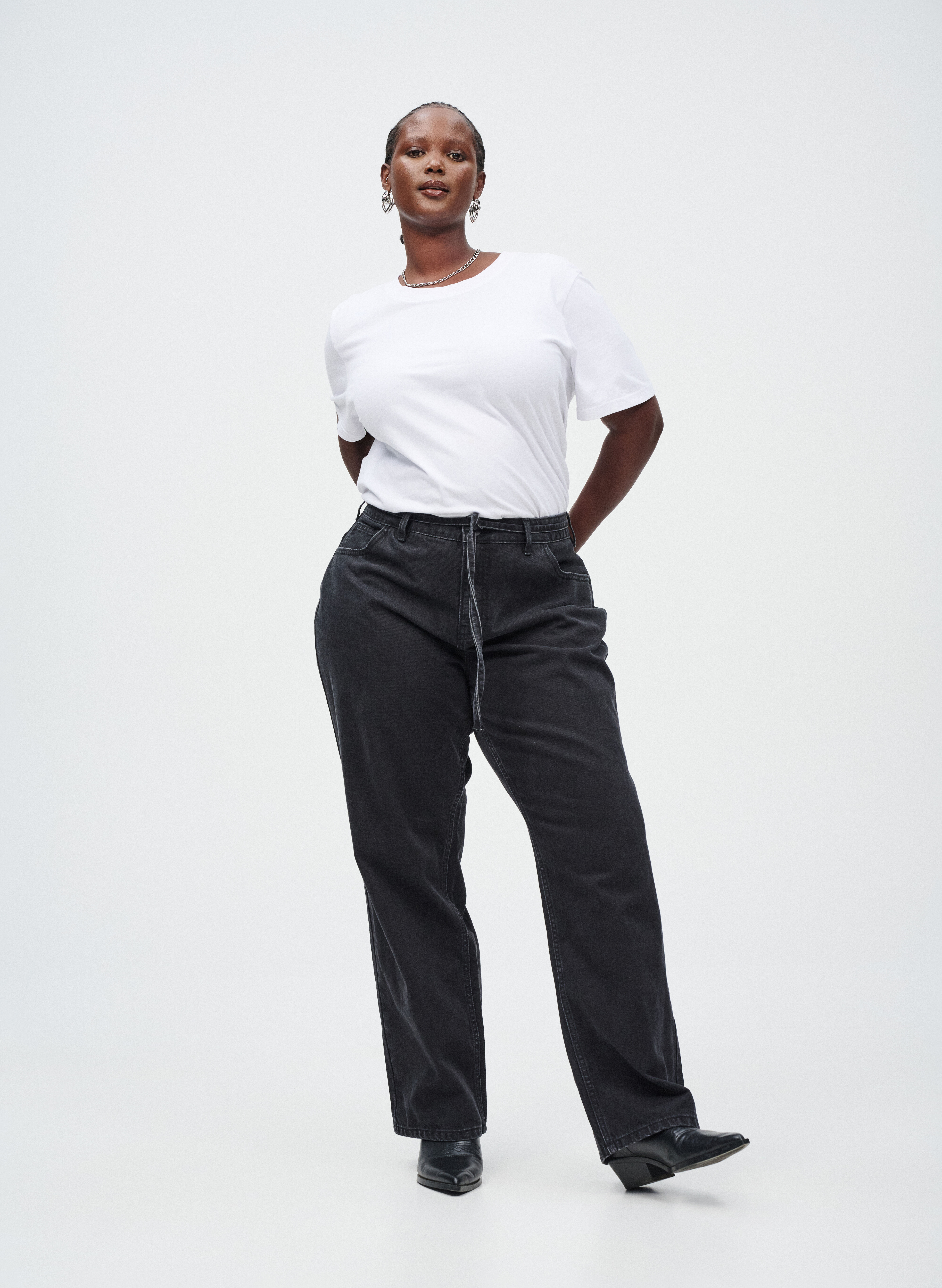 Jeans with laces, , Model