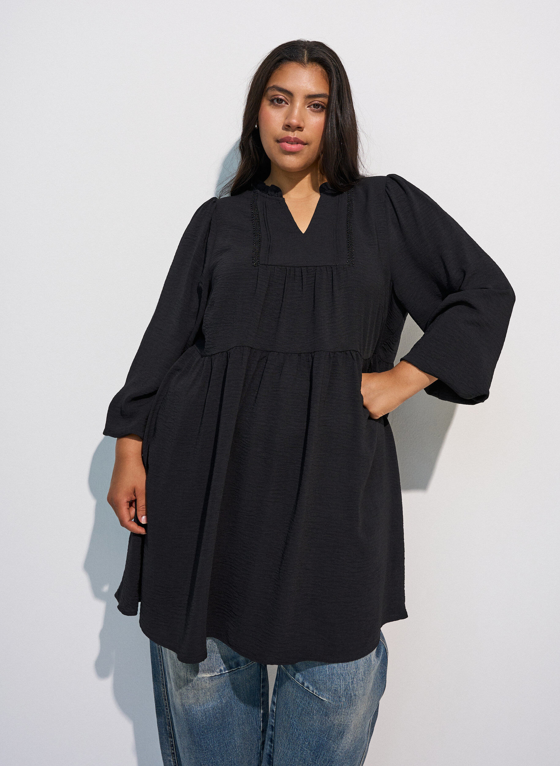 ZizzifashionA-line dress with an empire line, Black, Model image number 0