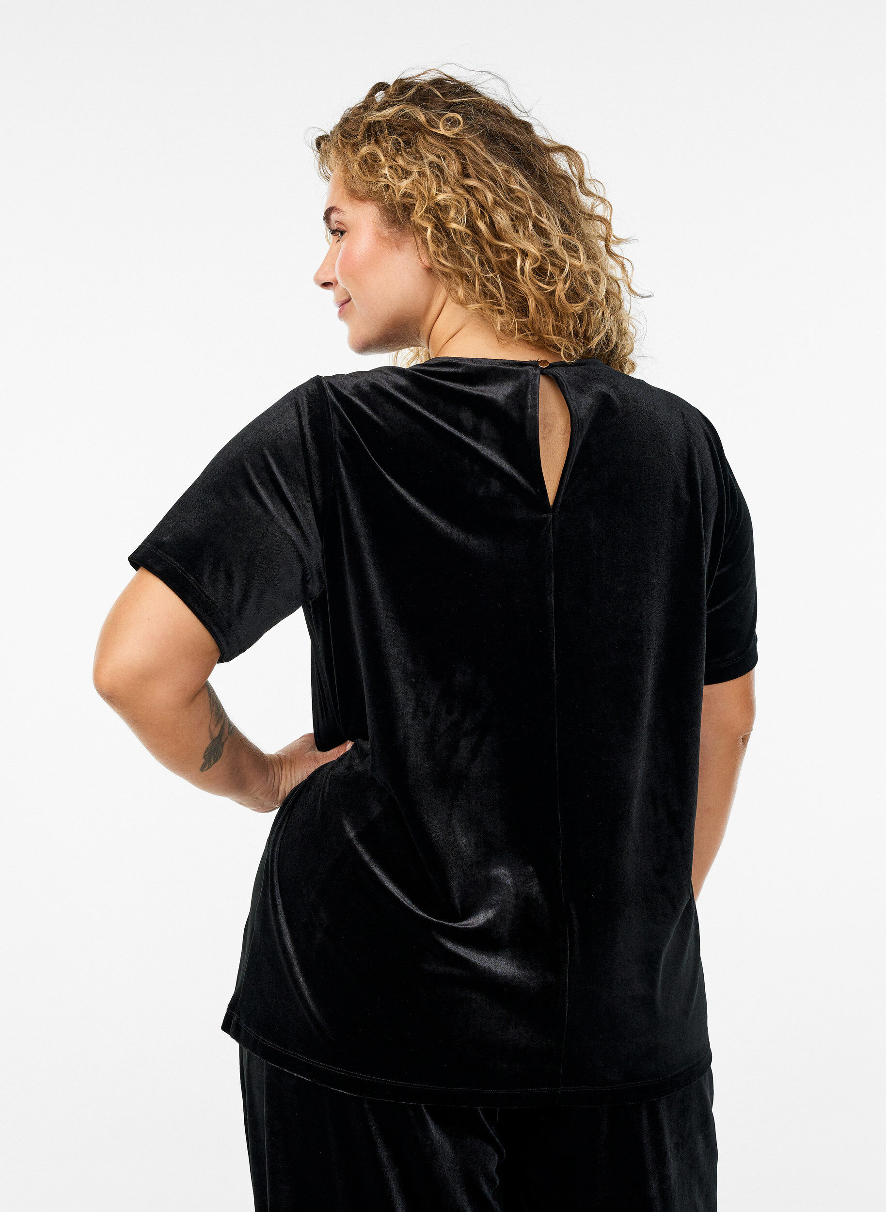 Zizzifashion Short-sleeved velour top, Black, Model image number 2